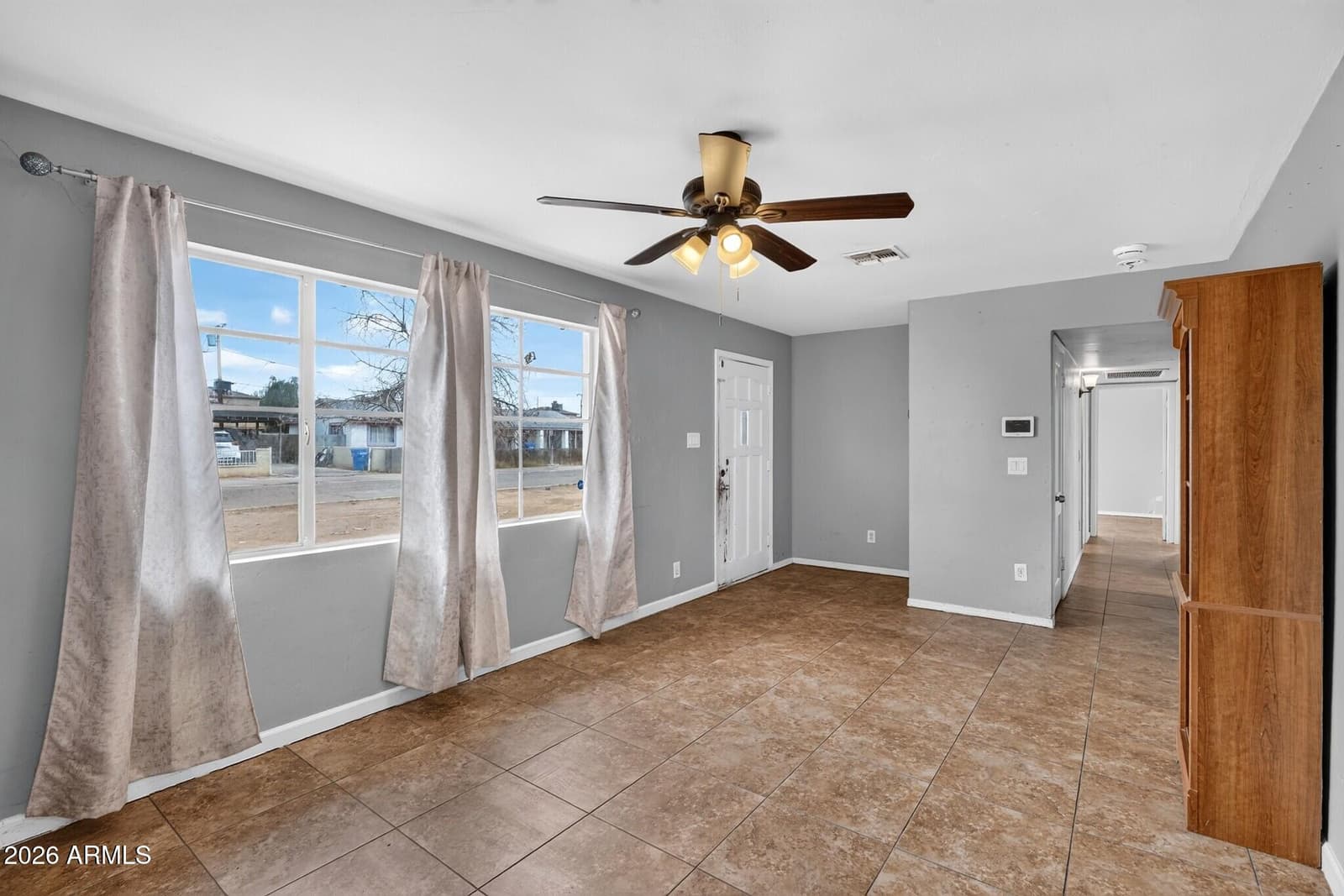 1032 N 27th Drive, Phoenix, AZ 85009 — photo 4 of 20