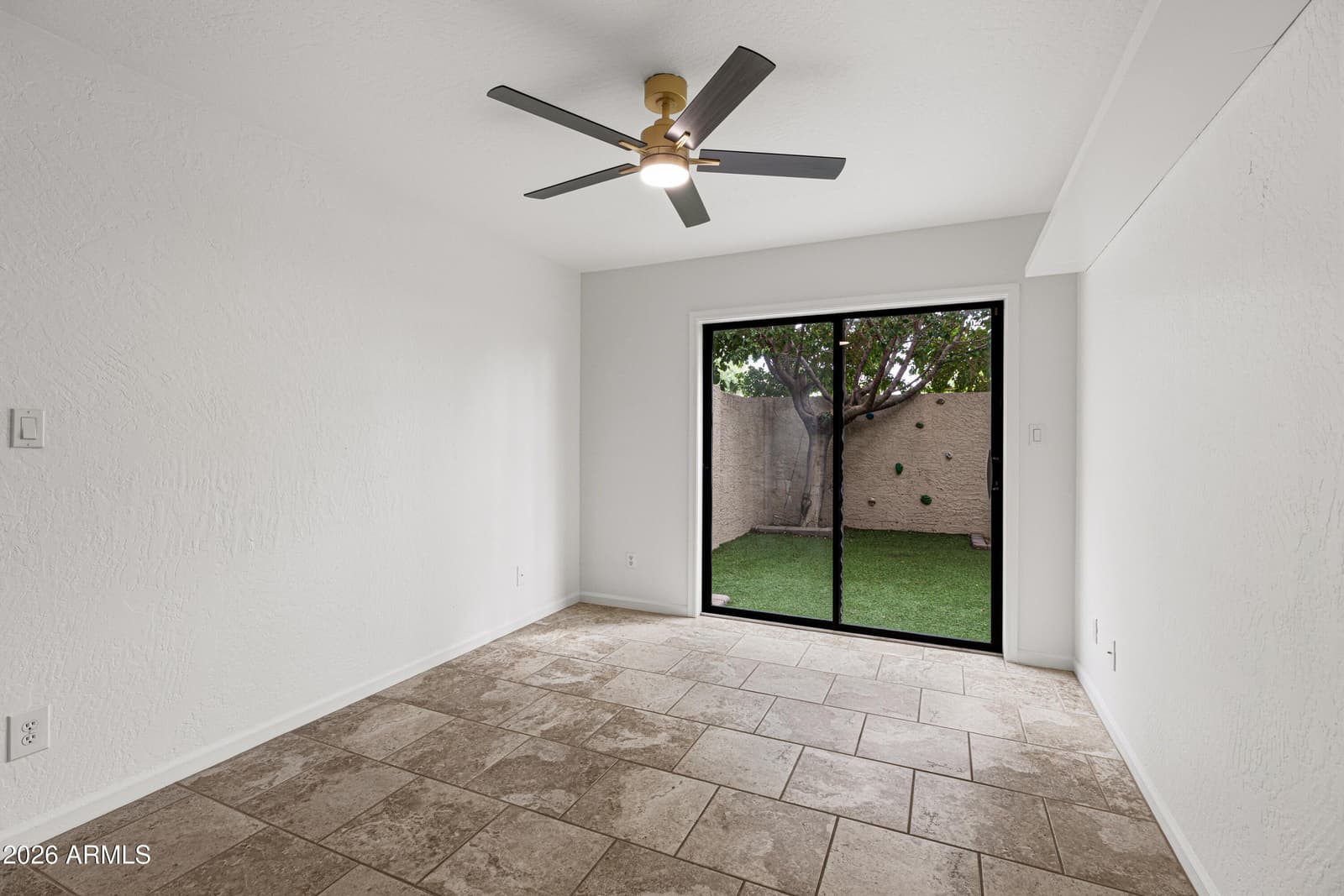 5812 N 12th Street 31, Phoenix, AZ 85014 — photo 21 of 39