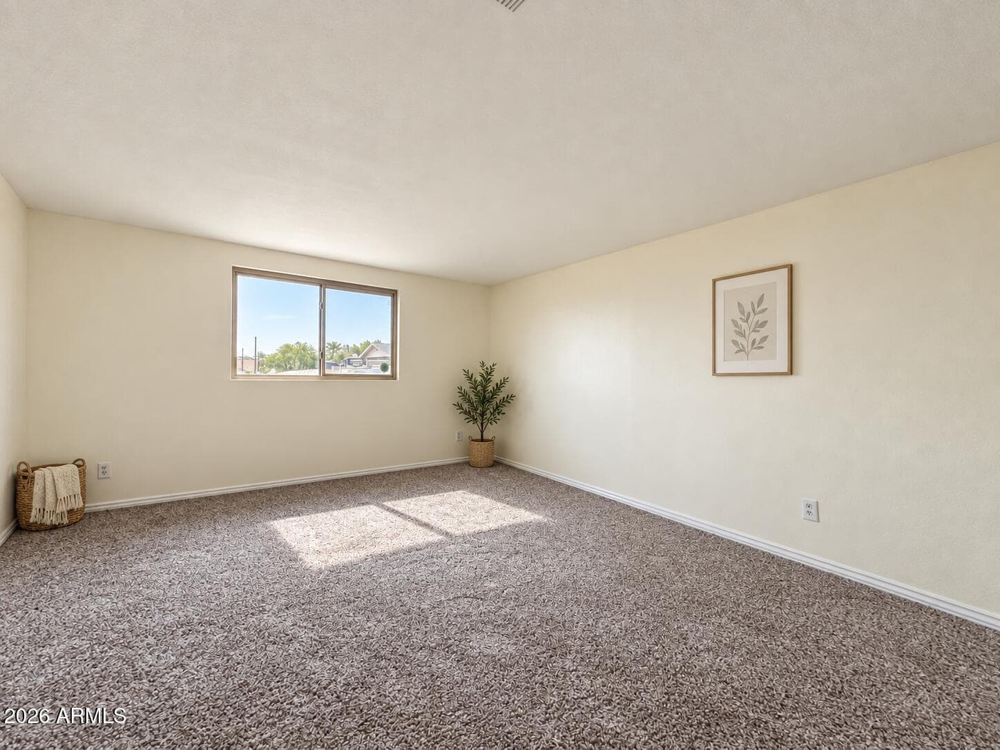 573 S Ocotillo Drive, Apache Junction, AZ 85120 — photo 6 of 12