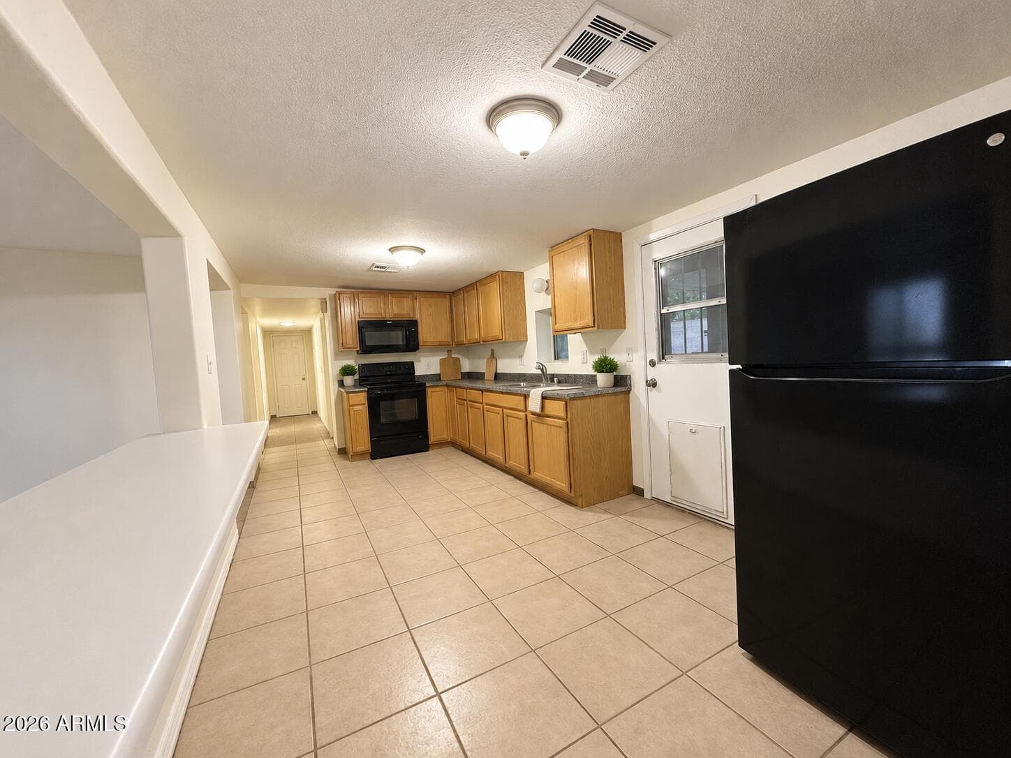 573 S Ocotillo Drive, Apache Junction, AZ 85120 — photo 3 of 12