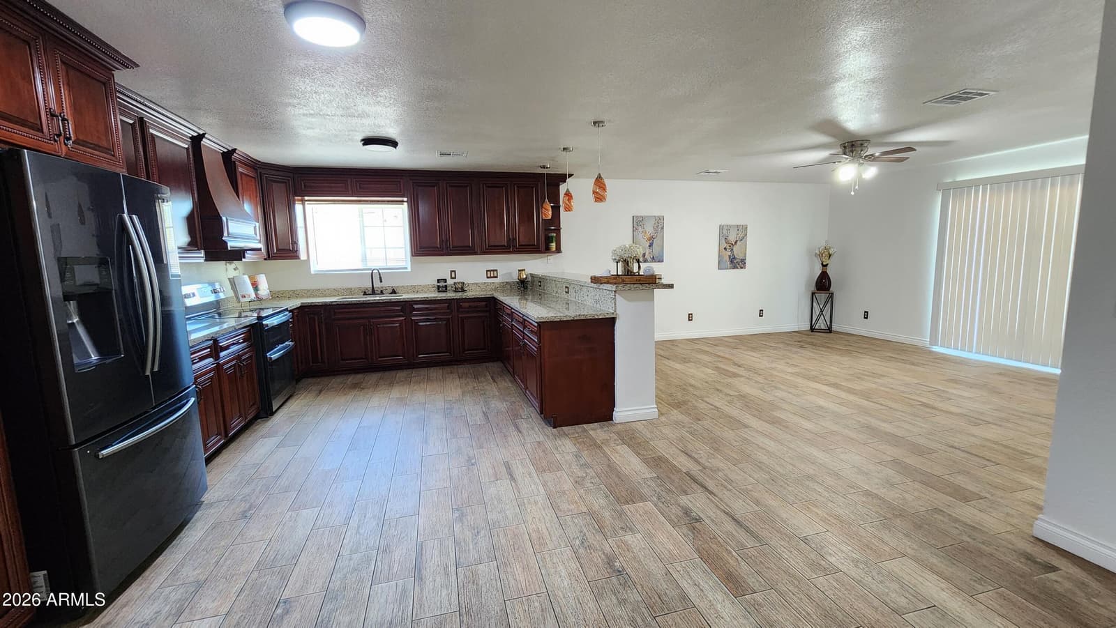 4502 W Virginia Avenue, Phoenix, AZ 85035 — photo 10 of 37