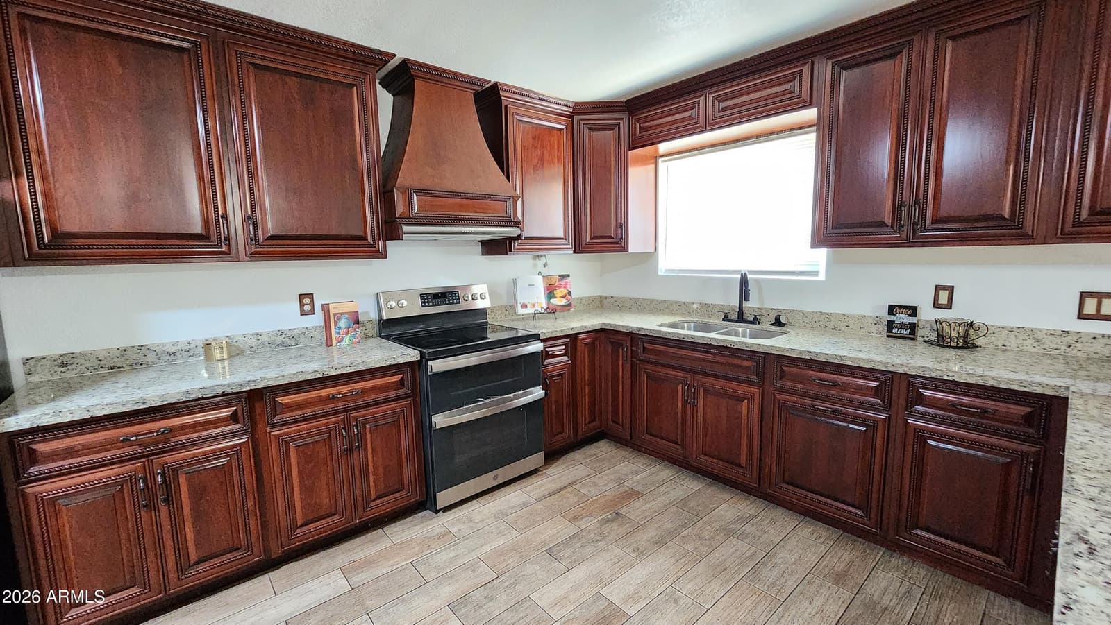 4502 W Virginia Avenue, Phoenix, AZ 85035 — photo 12 of 37