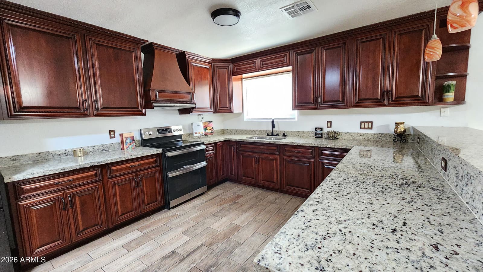 4502 W Virginia Avenue, Phoenix, AZ 85035 — photo 11 of 37