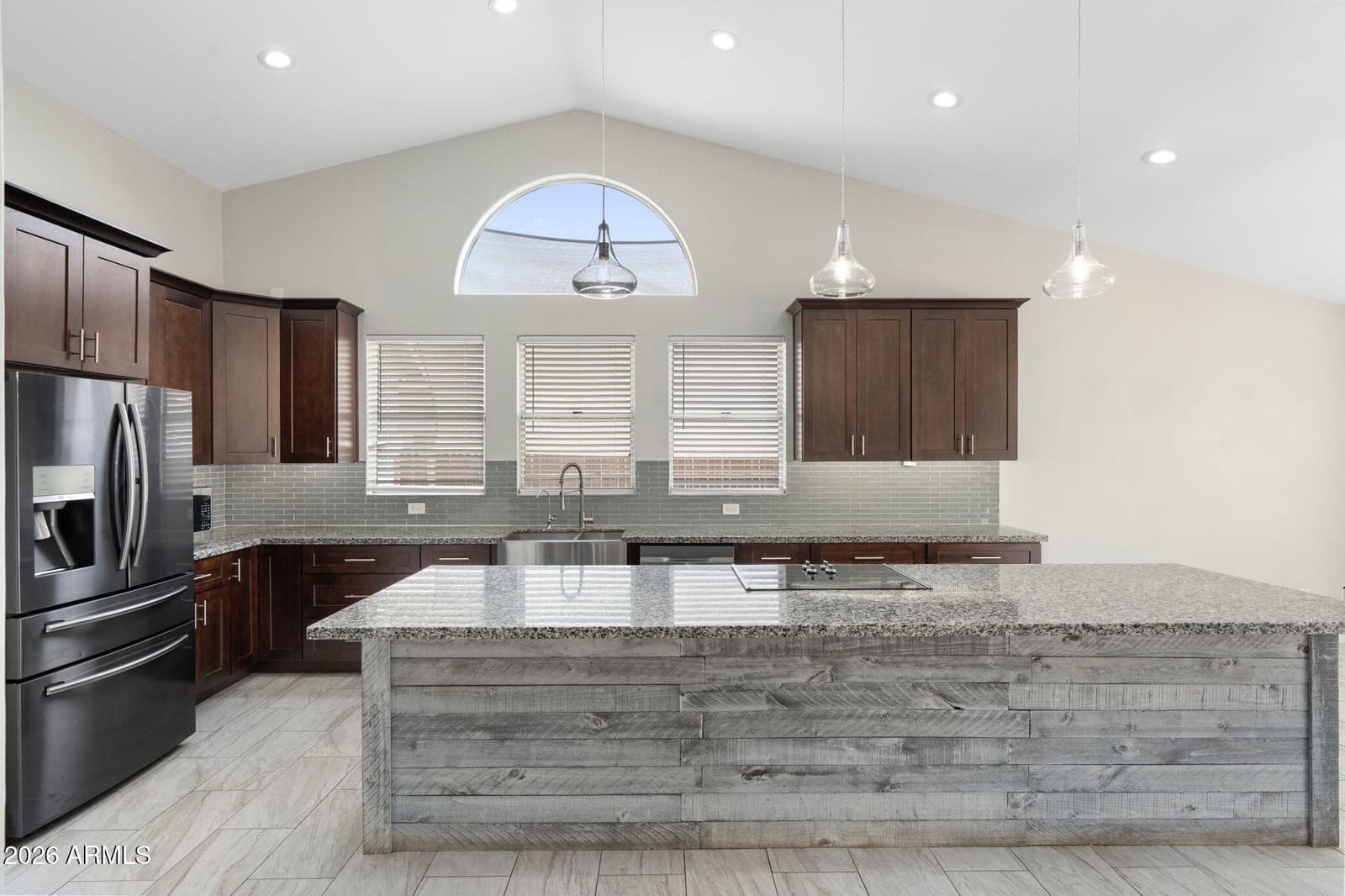 5403 E Farmdale Avenue, Mesa, AZ 85206 — photo 5 of 54
