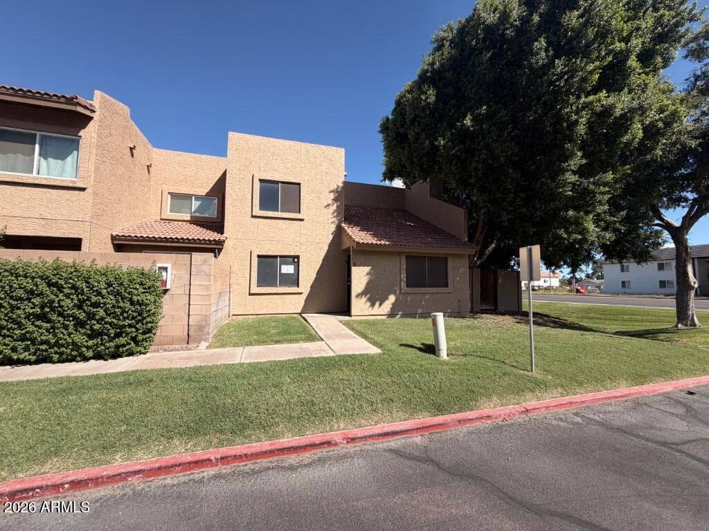 222 W Brown Road 1, Mesa, AZ 85201 — photo 1 of 19