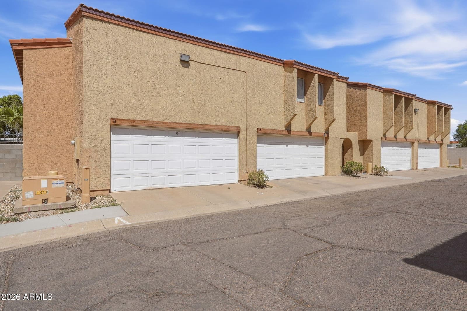 2202 W Glenrosa Avenue 18, Phoenix, AZ 85015 — photo 1 of 32