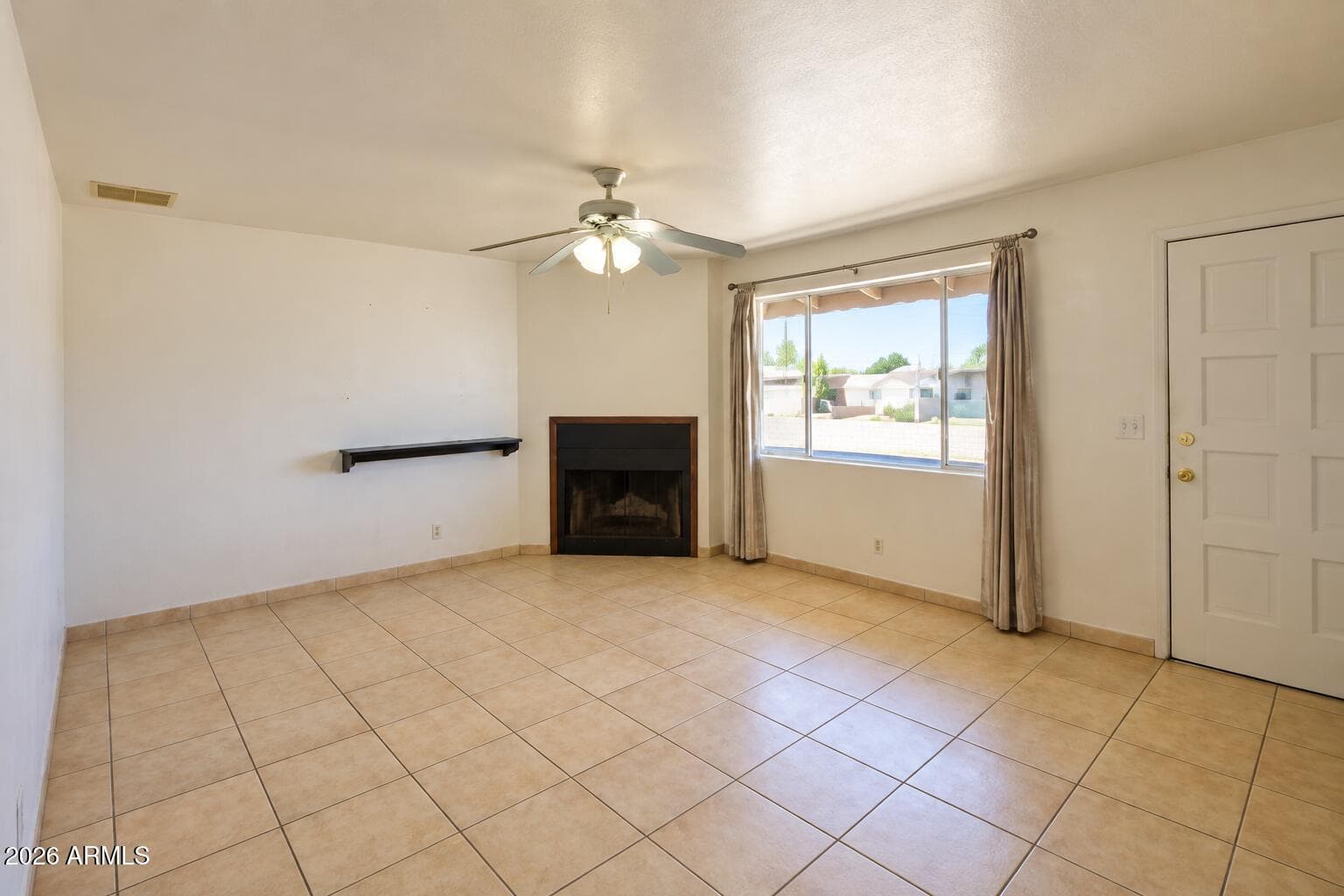 12811 N 29th Drive, Phoenix, AZ 85029 — photo 2 of 14