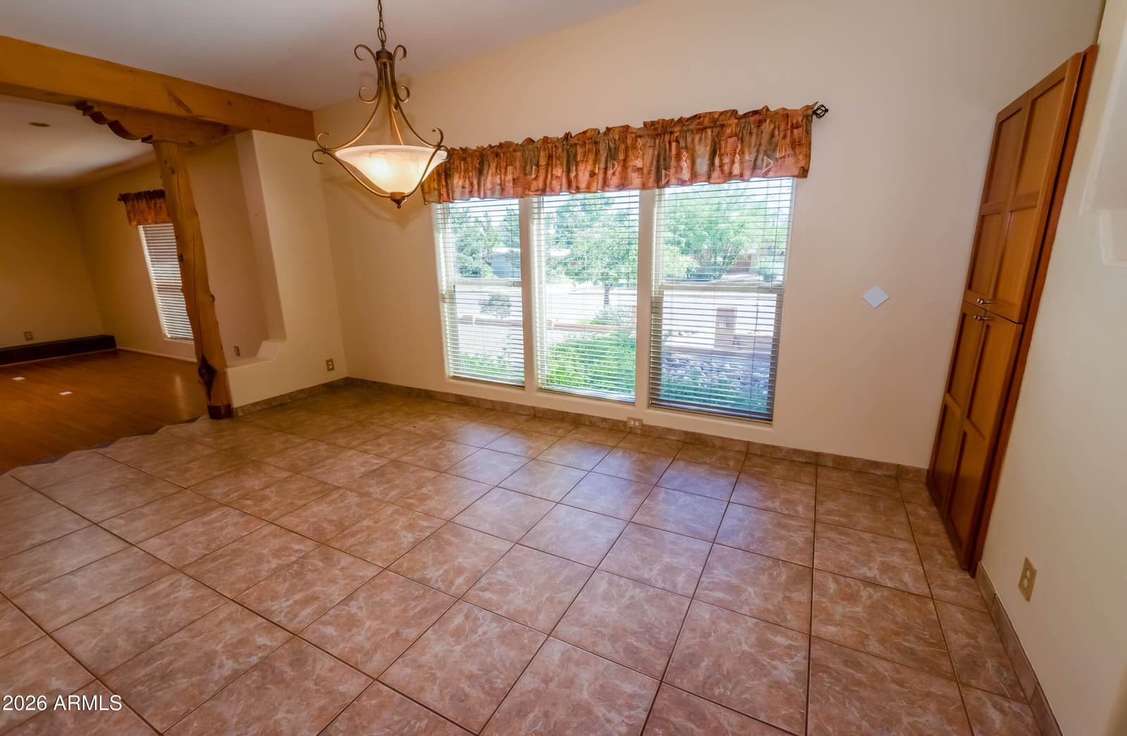 1689 Crestwood Drive, Sierra Vista, AZ 85635 — photo 7 of 77