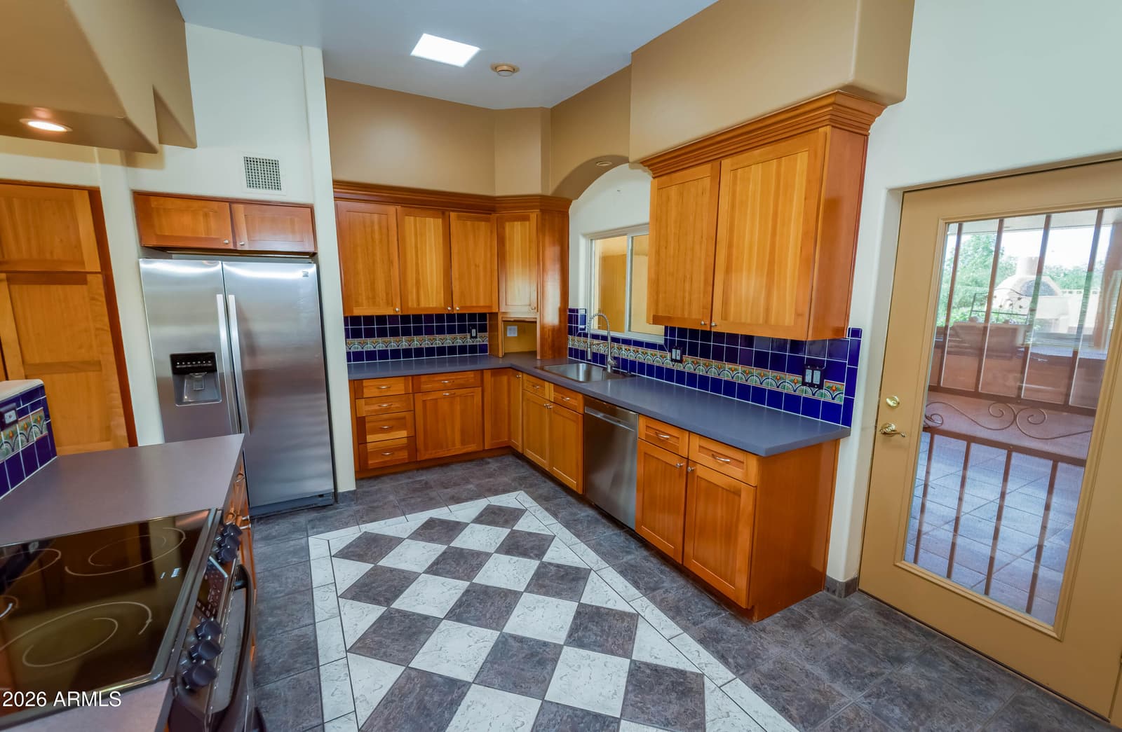 1689 Crestwood Drive, Sierra Vista, AZ 85635 — photo 11 of 77