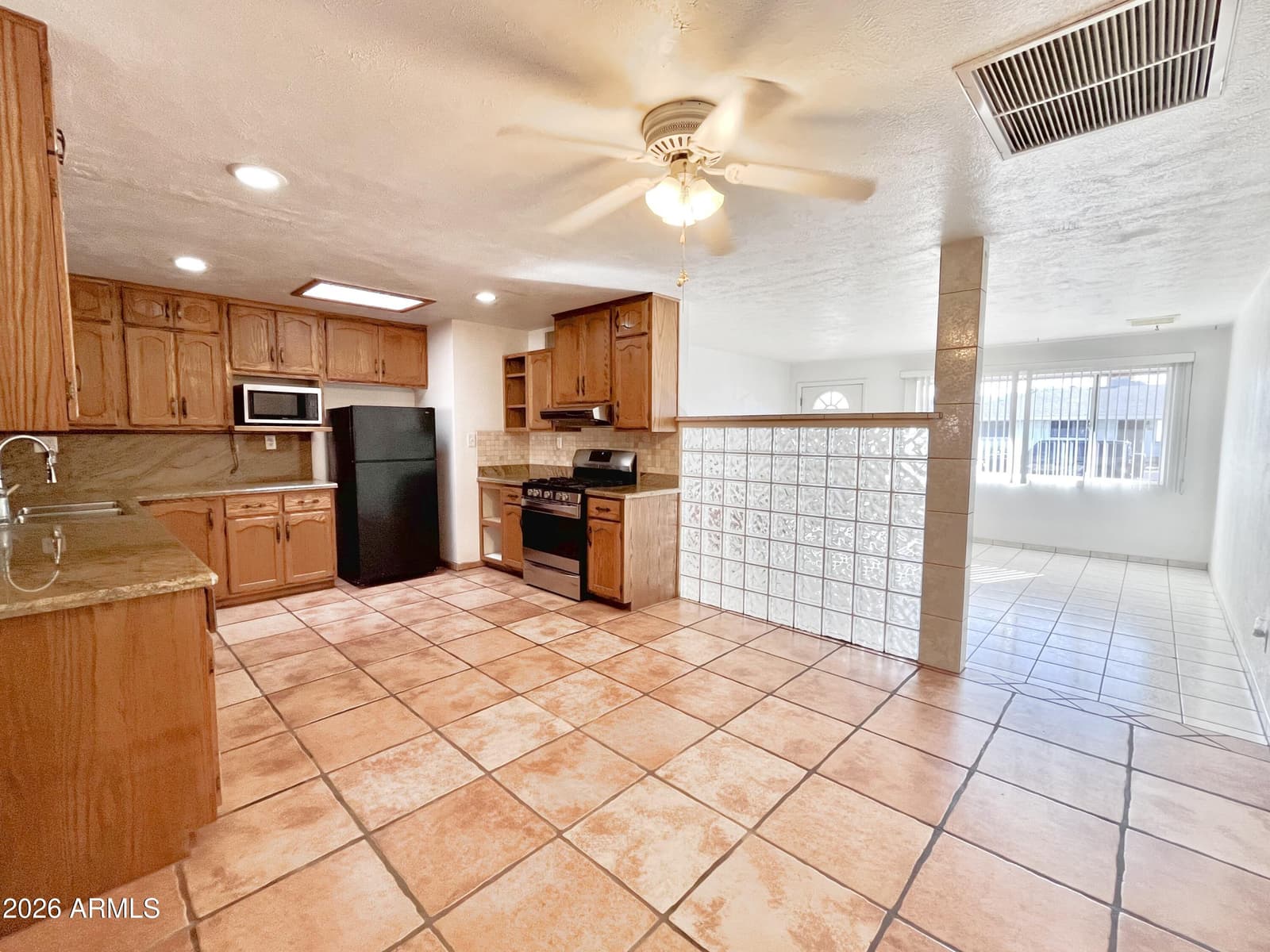 342 W Danbury Road, Kearny, AZ 85137 — photo 6 of 28