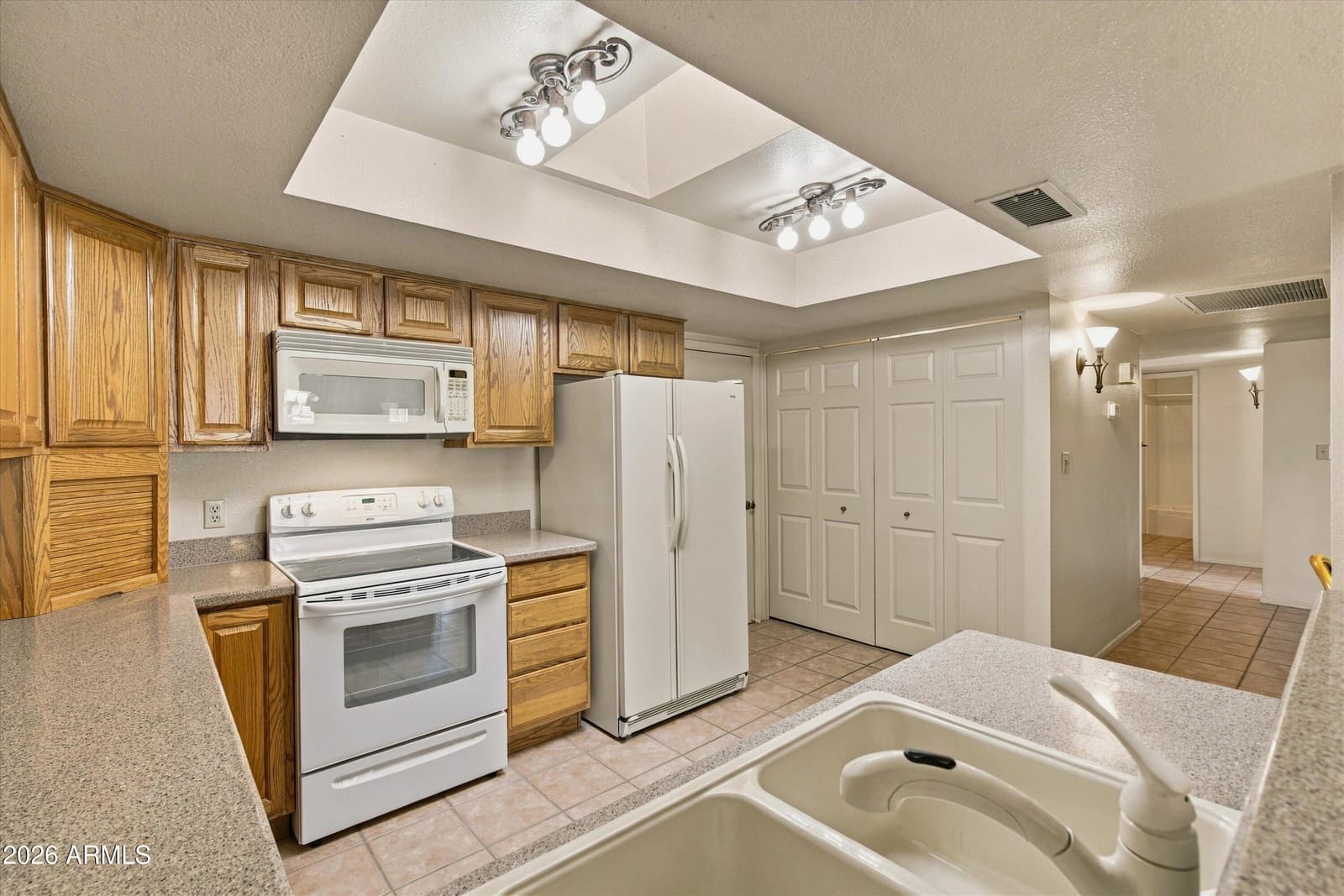 11223 S Talavi Lane, Phoenix, AZ 85044 — photo 13 of 20