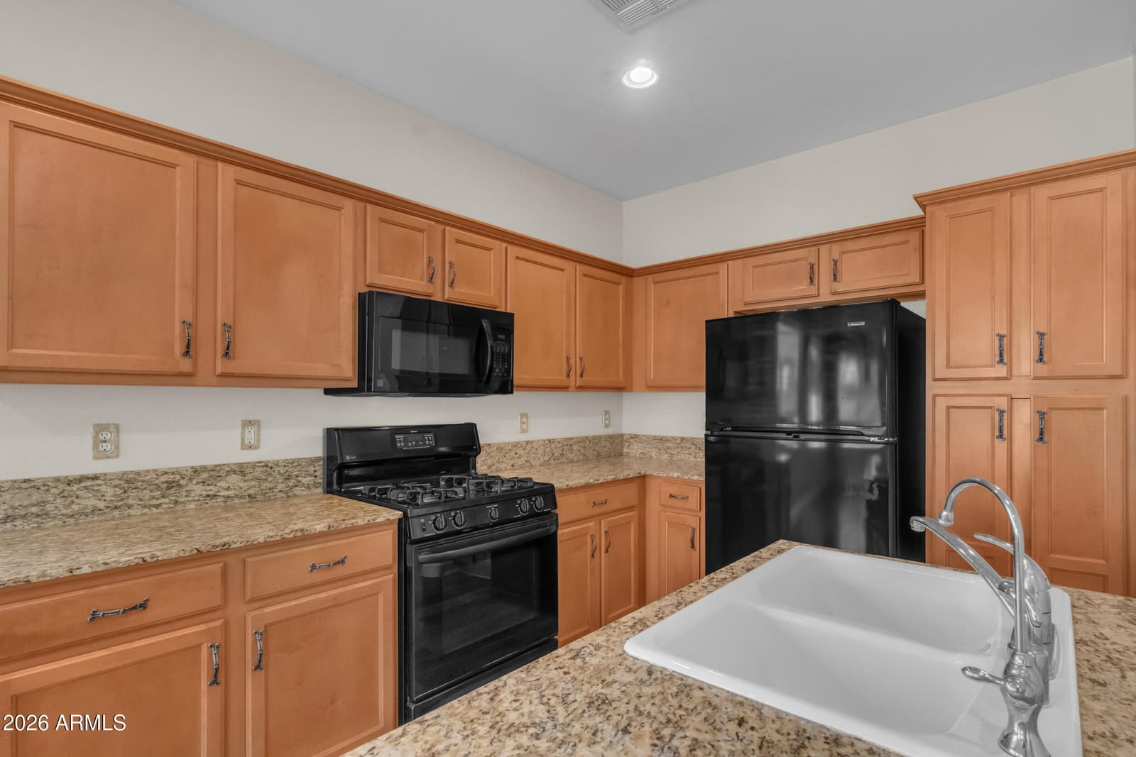 18420 W La Mirada Drive, Goodyear, AZ 85338 — photo 15 of 70