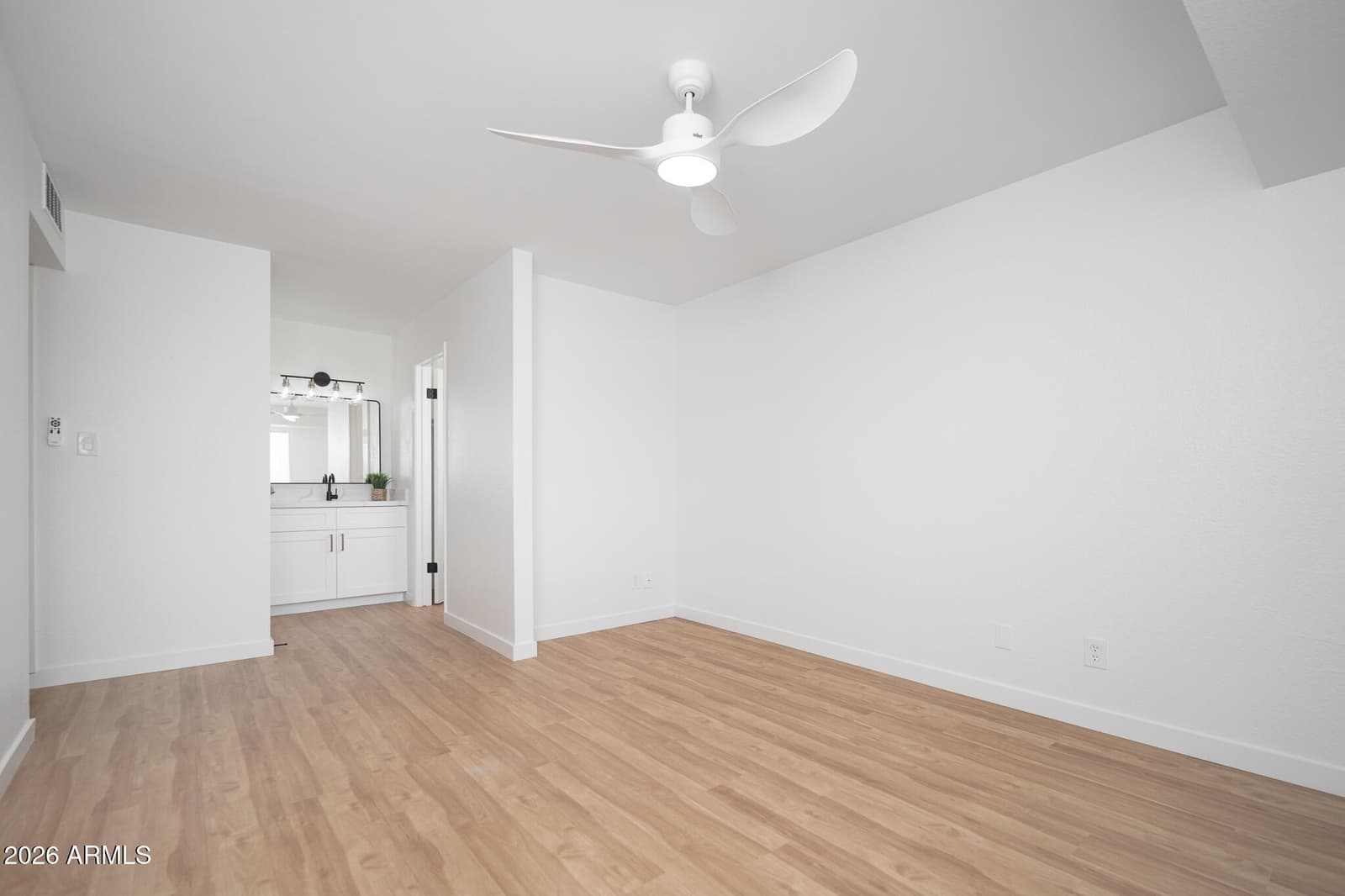 2121 S Pennington Street 22, Mesa, AZ 85202 — photo 3 of 35