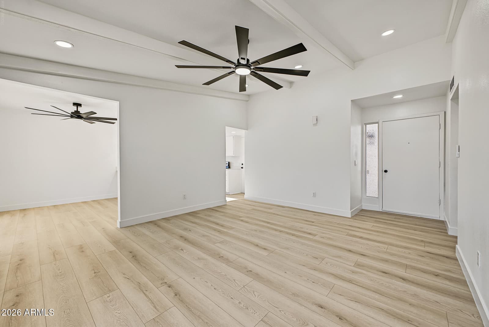 7633 W Wolf Street, Phoenix, AZ 85033 — photo 7 of 29