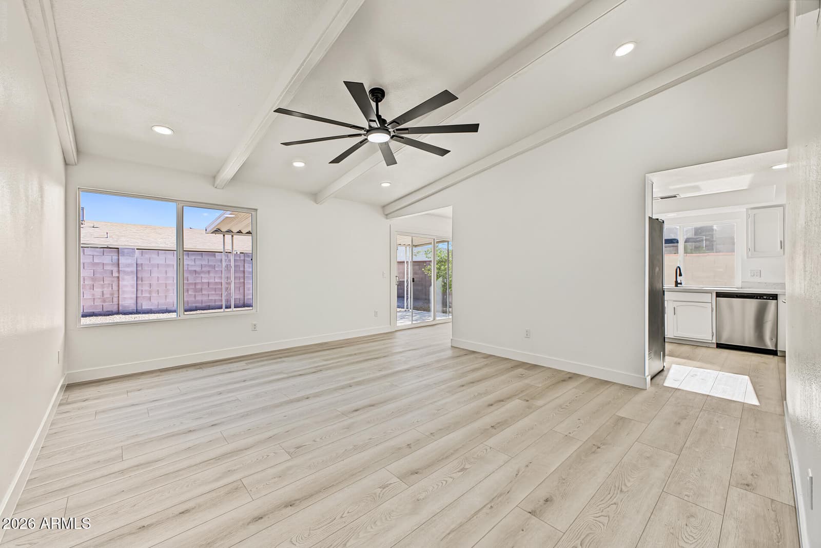 7633 W Wolf Street, Phoenix, AZ 85033 — photo 9 of 29