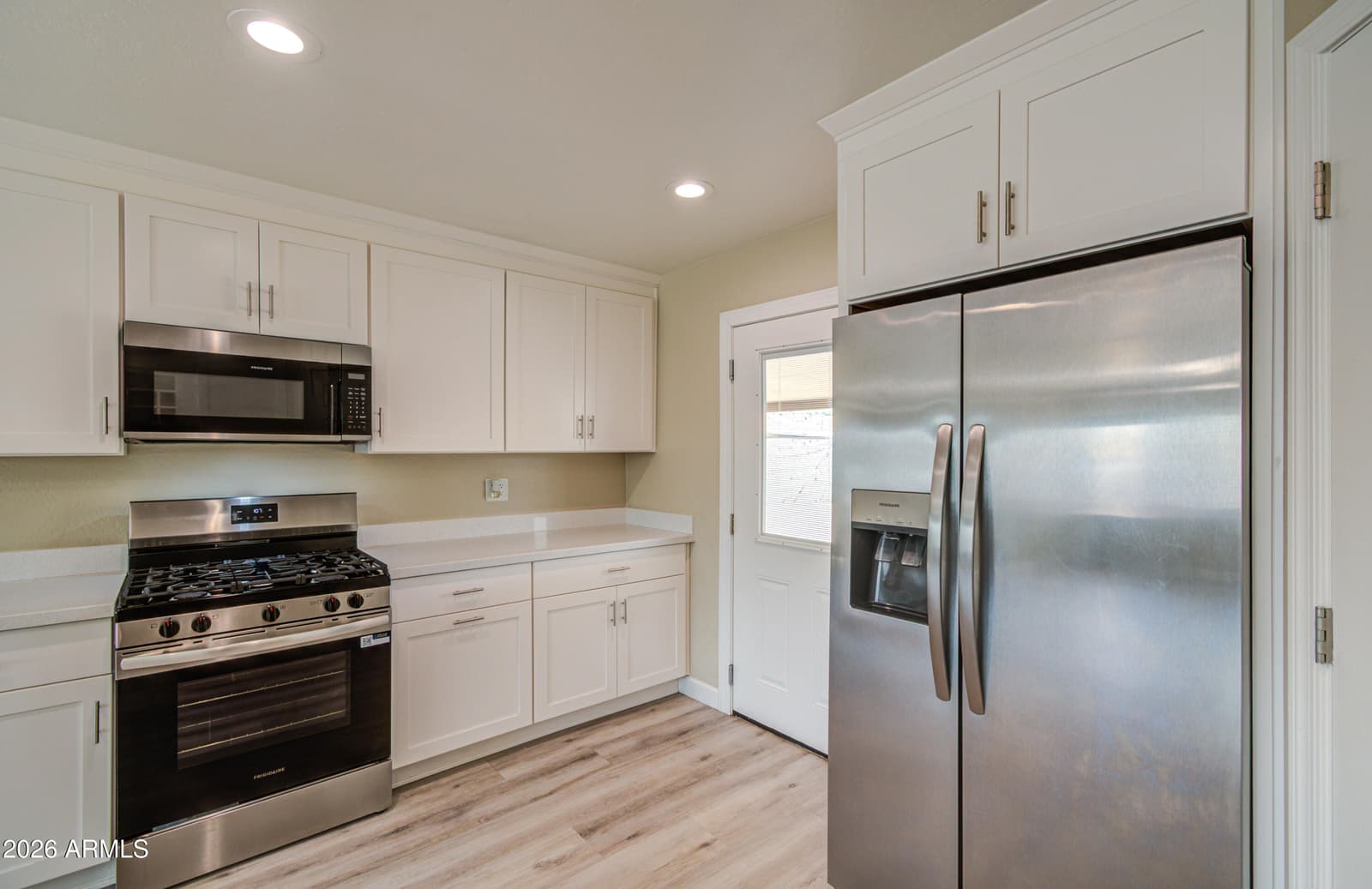 3245 N 43rd Avenue N, Phoenix, AZ 85031 — photo 16 of 44