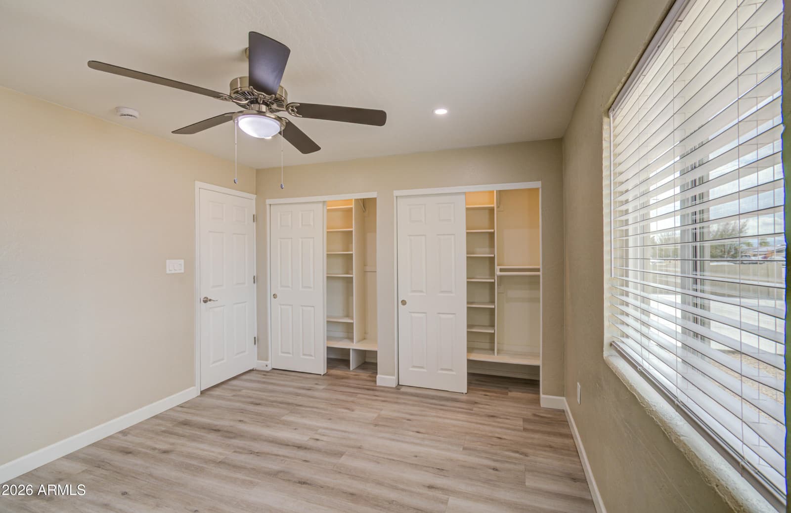 3245 N 43rd Avenue N, Phoenix, AZ 85031 — photo 21 of 44