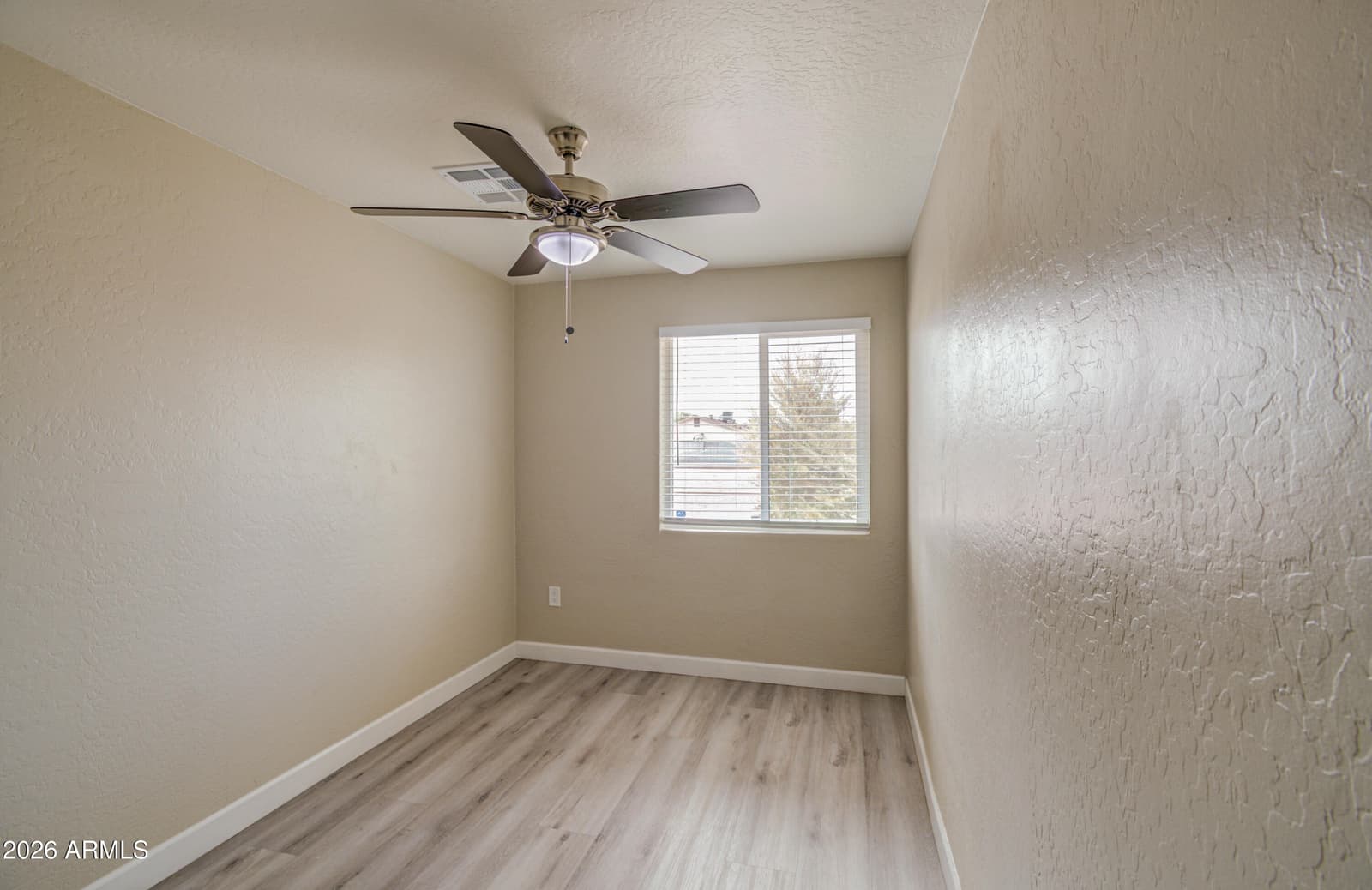 3245 N 43rd Avenue N, Phoenix, AZ 85031 — photo 26 of 44