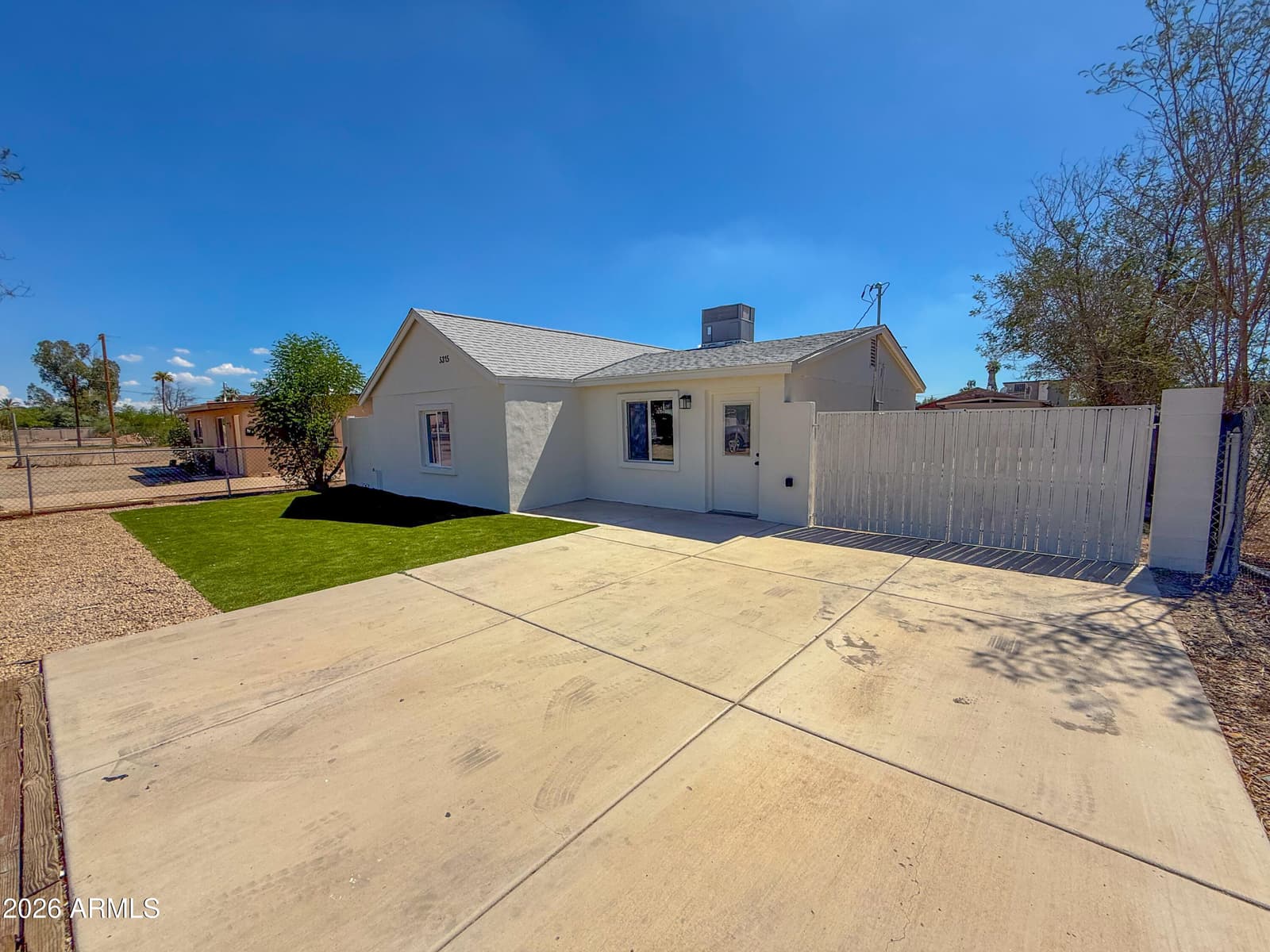 5315 W Myrtle Avenue, Glendale, AZ 85301 — photo 3 of 20