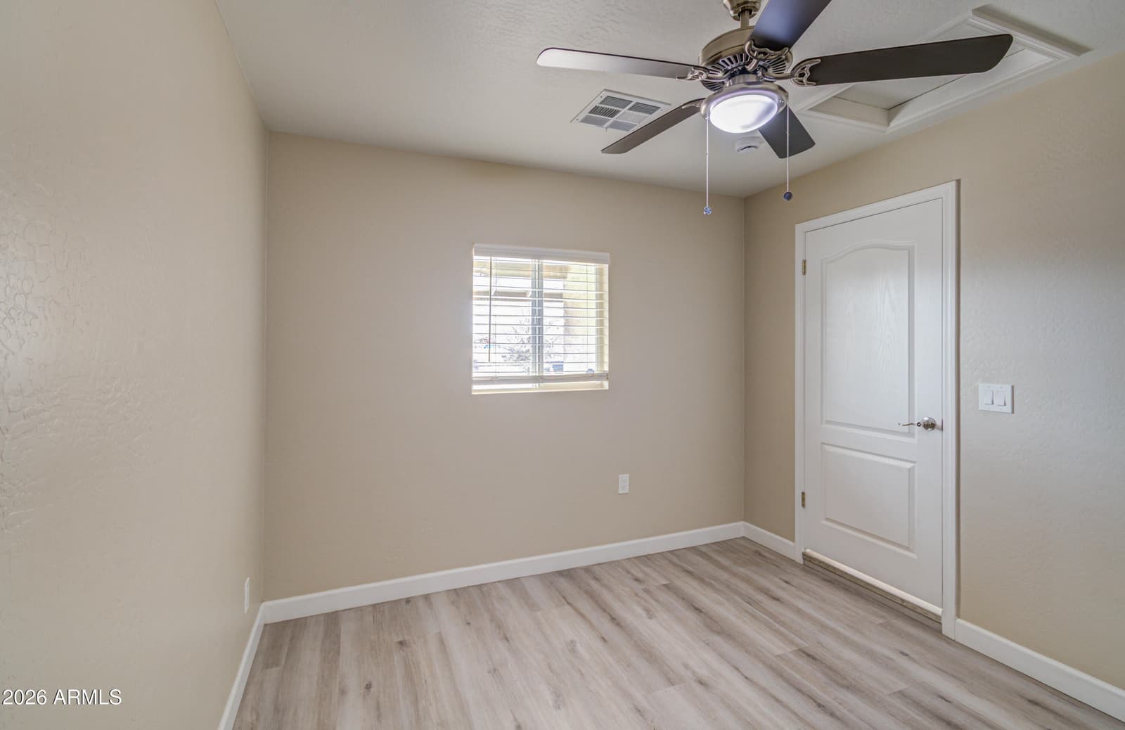 3245 N 43rd Avenue N, Phoenix, AZ 85031 — photo 33 of 44