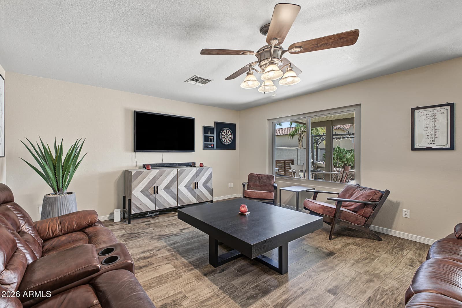10609 W Daley Lane, Peoria, AZ 85383 — photo 8 of 30