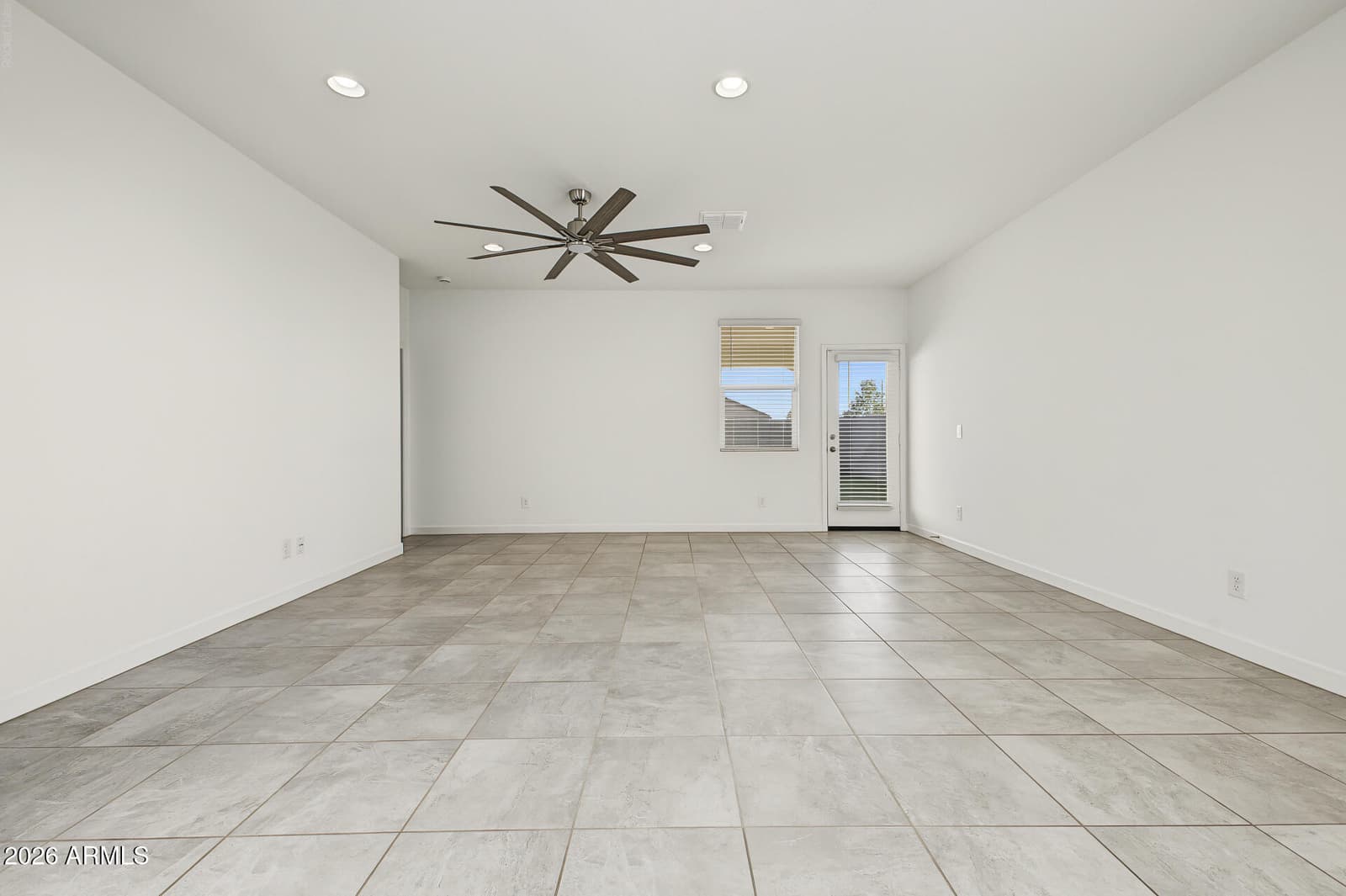 8297 W Clemente Way, Florence, AZ 85132 — photo 5 of 37