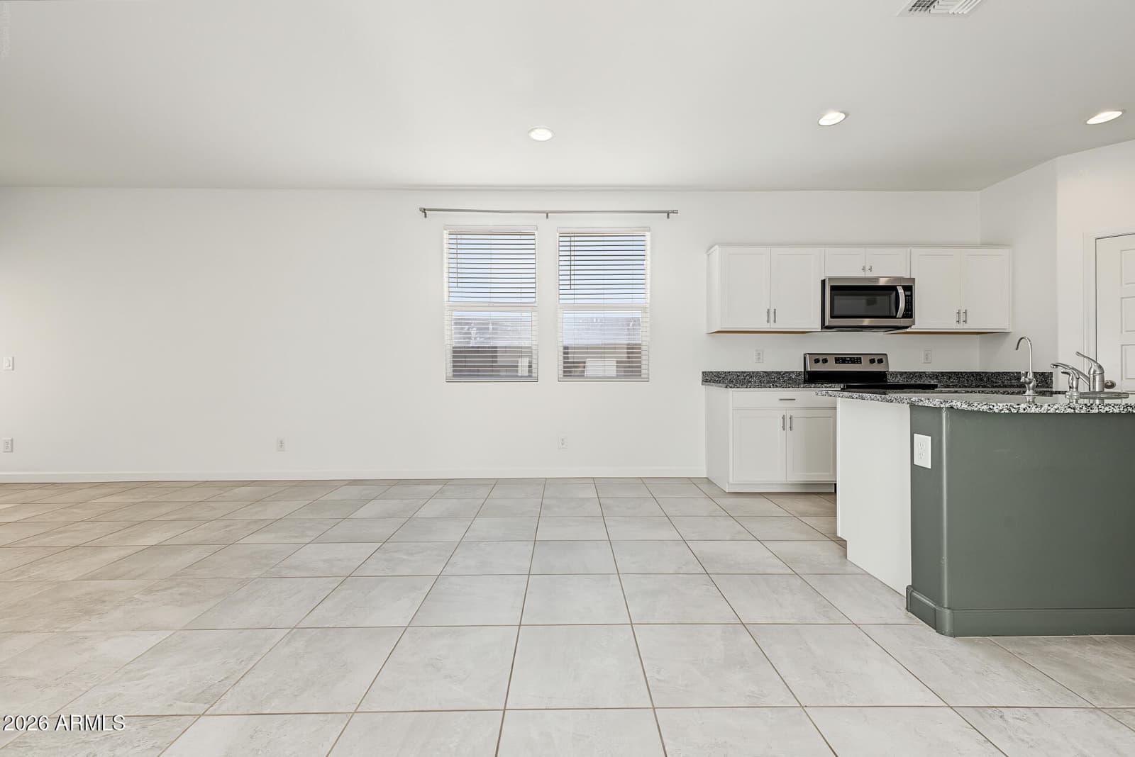 8297 W Clemente Way, Florence, AZ 85132 — photo 7 of 37