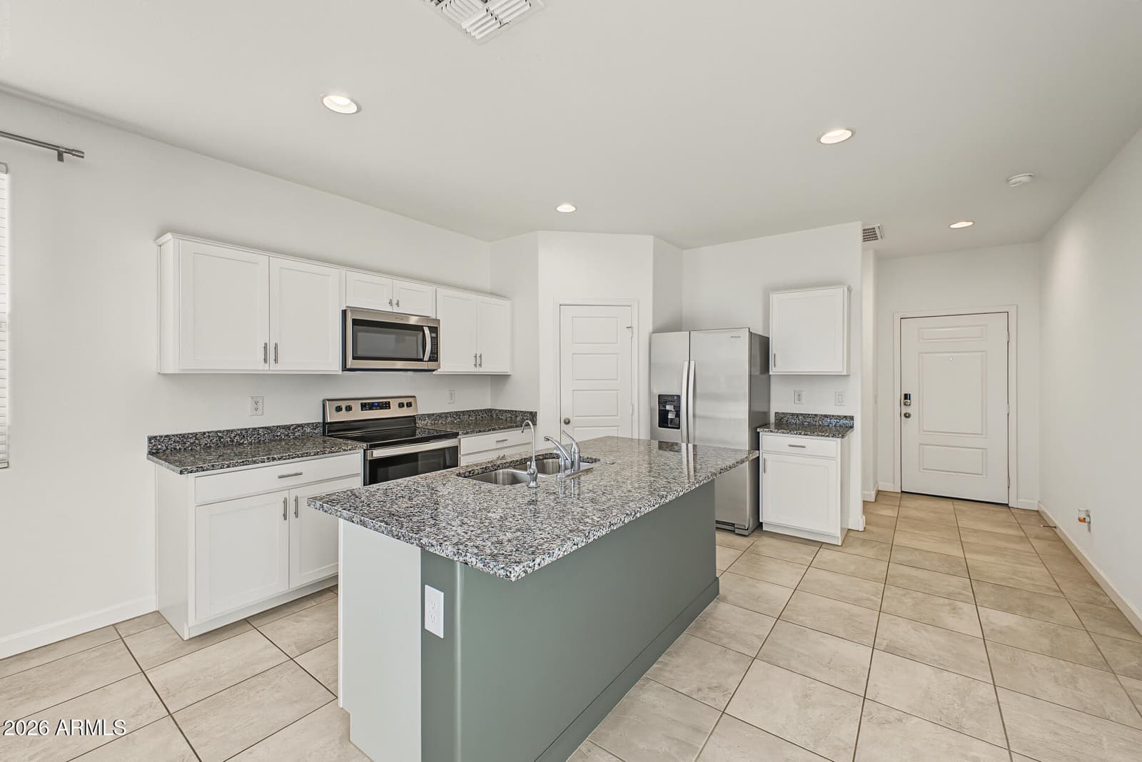 8297 W Clemente Way, Florence, AZ 85132 — photo 9 of 37