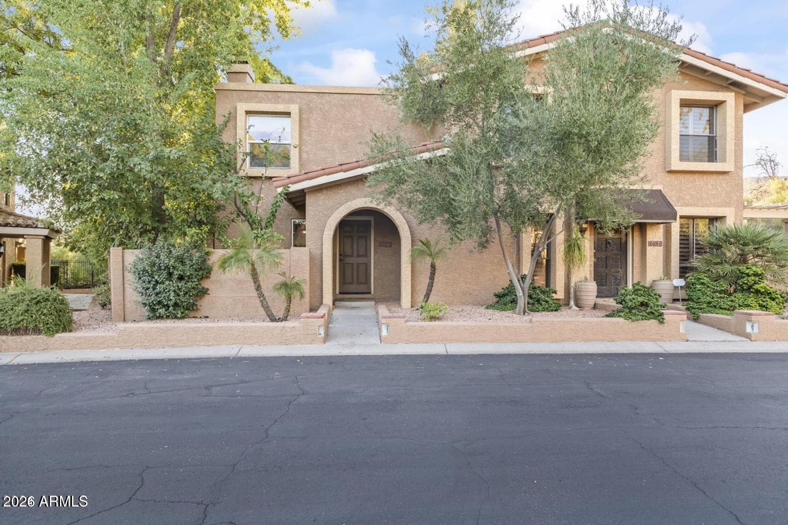 10408 N 11th Street 2, Phoenix, AZ 85020 — photo 1 of 30