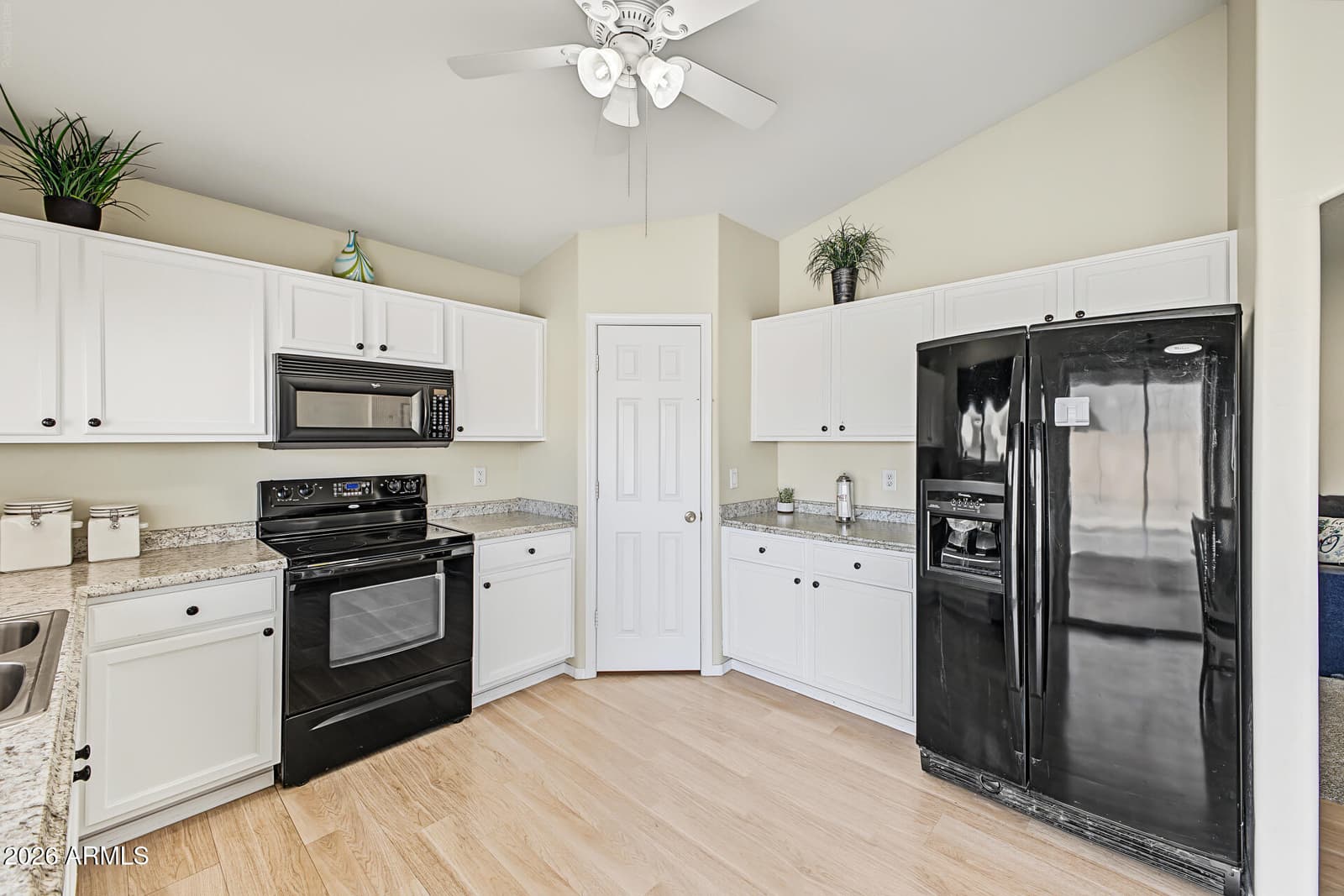 31193 N Mesquite Way, San Tan Valley, AZ 85143 — photo 10 of 32