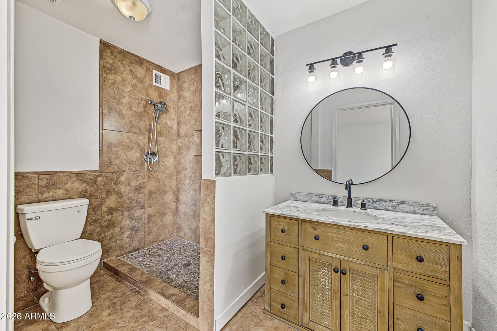 17030 N 31st Avenue, Phoenix, AZ 85053 — photo 16 of 33