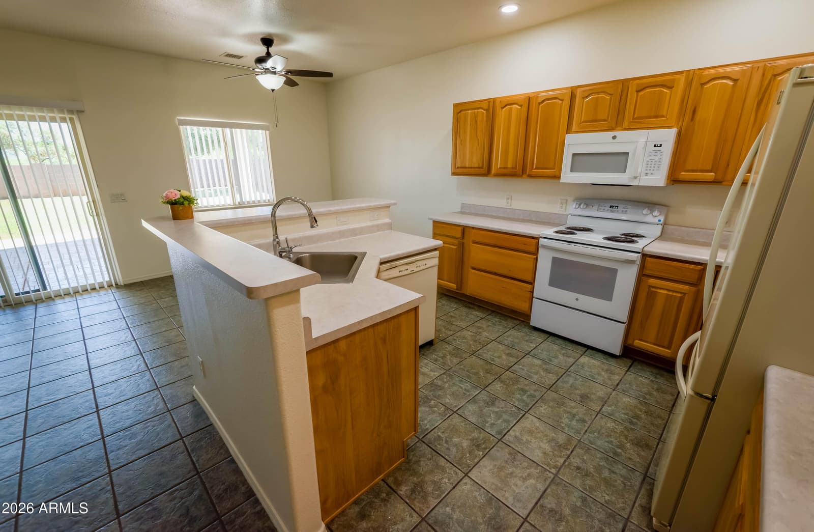 1411 Casa Buena Court, Sierra Vista, AZ 85635 — photo 11 of 45