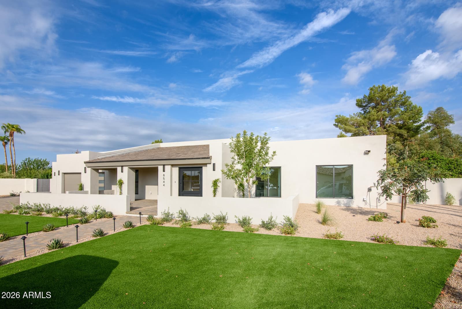 8544 E San Lorenzo Drive, Scottsdale, AZ 85258 — photo 4 of 56