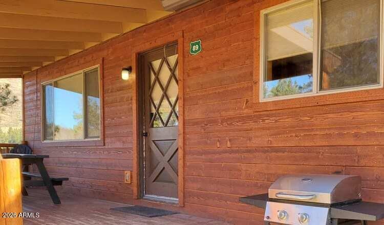 32 1009 Unit 8 (Cabin 89), Greer, AZ 85927 — photo 14 of 25