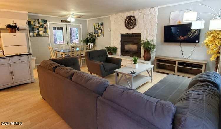 32 1009 Unit 10 (Cabin 90), Greer, AZ 85927 — photo 15 of 21