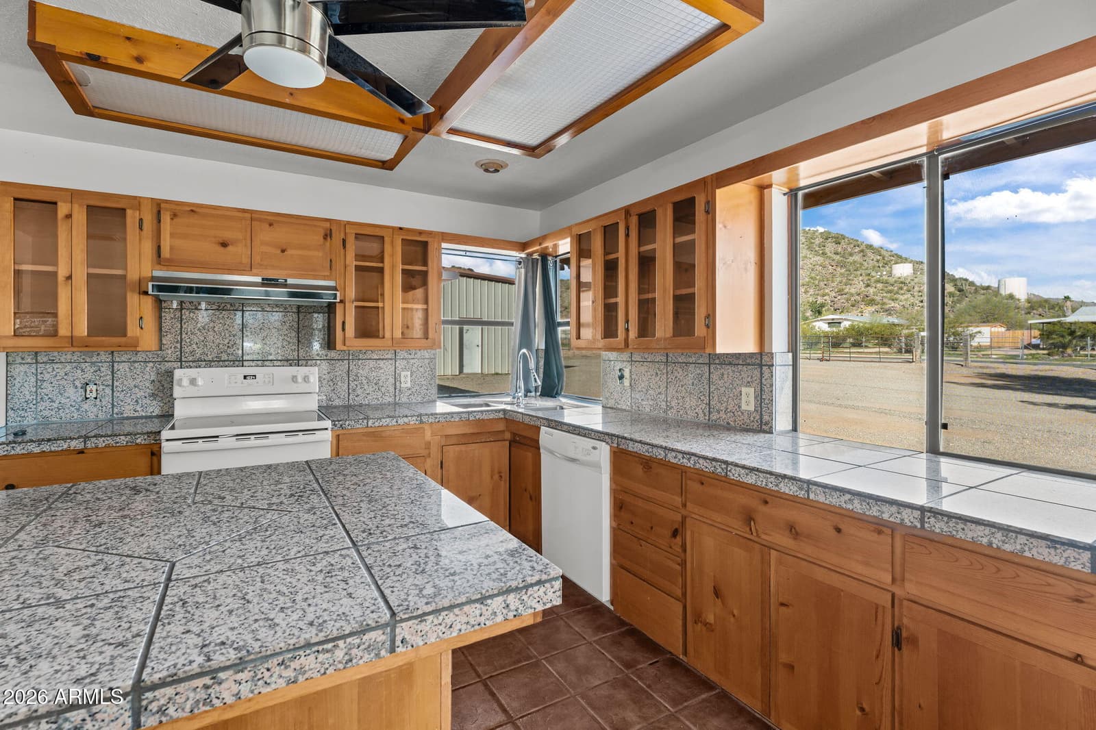 22905 W Ranch Road, Congress, AZ 85332 — photo 12 of 26