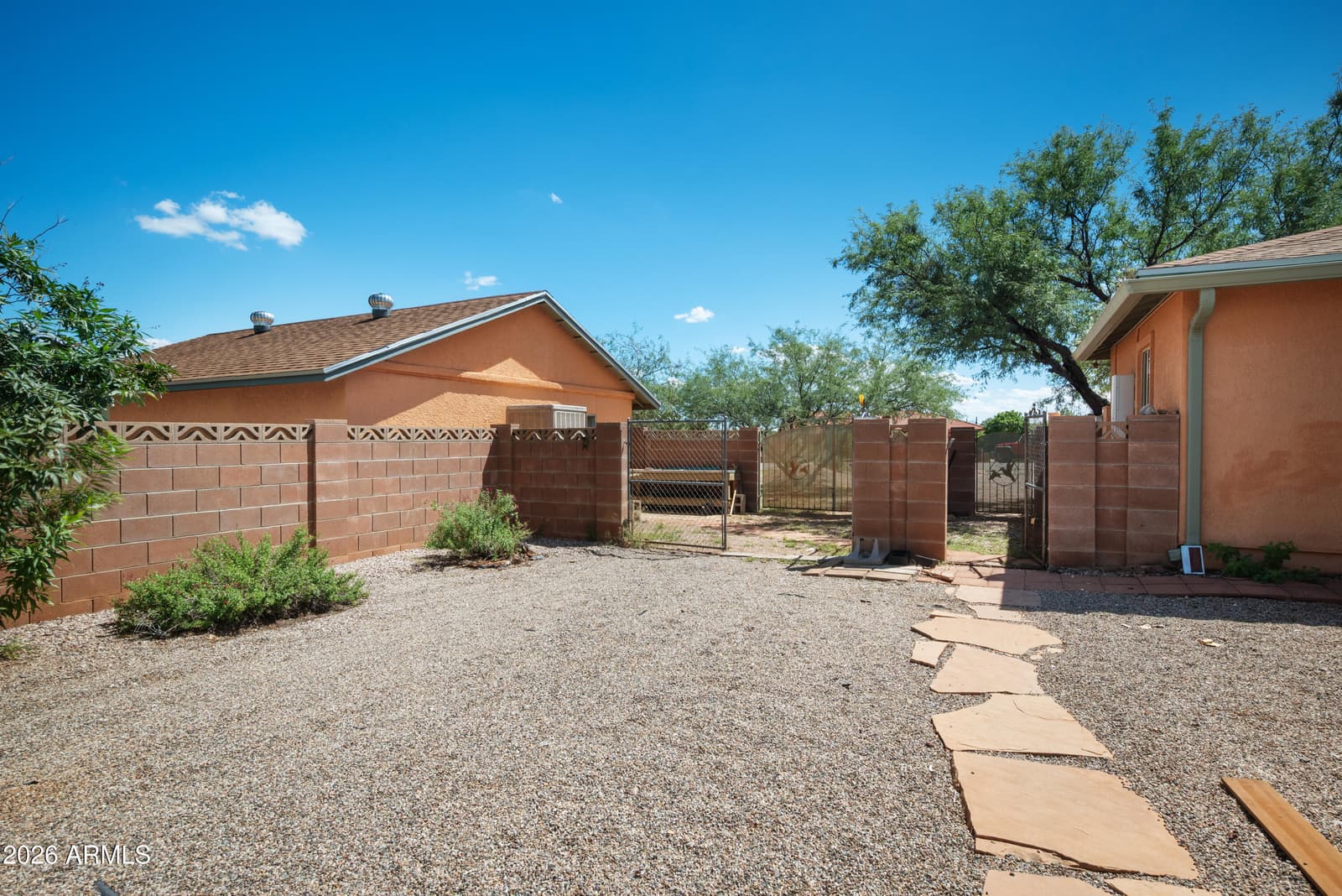 1640 N San Marcos De Niza Drive, Sierra Vista, AZ 85635 — photo 42 of 45