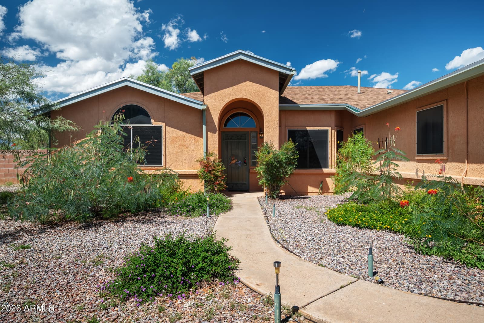 1640 N San Marcos De Niza Drive, Sierra Vista, AZ 85635 — photo 3 of 45