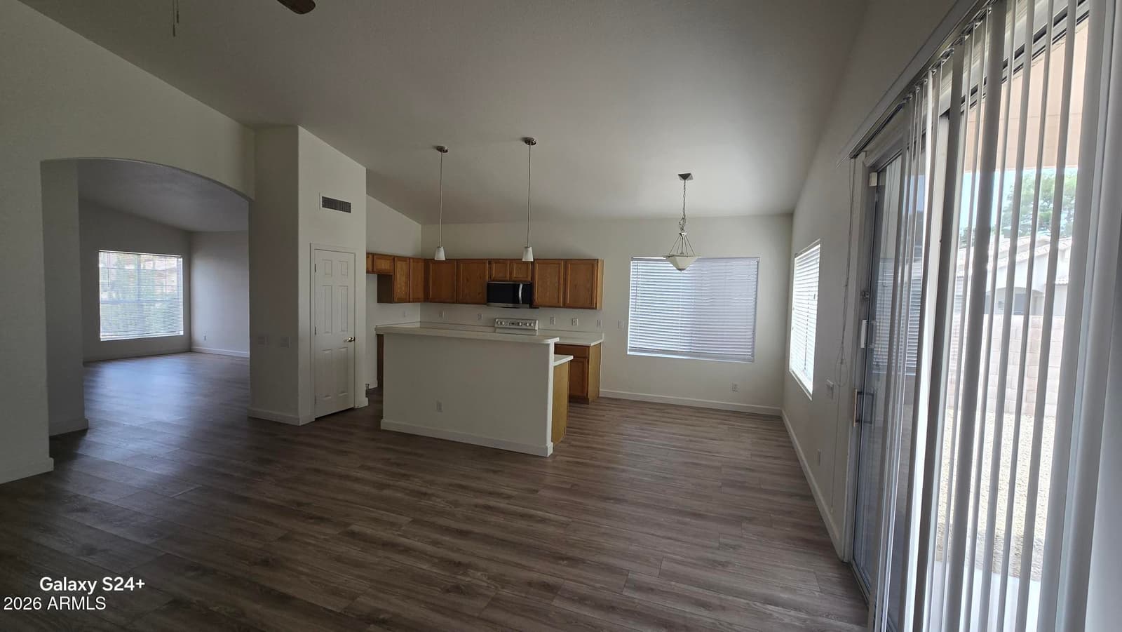 1101 W Monte Cristo Avenue, Phoenix, AZ 85023 — photo 3 of 7