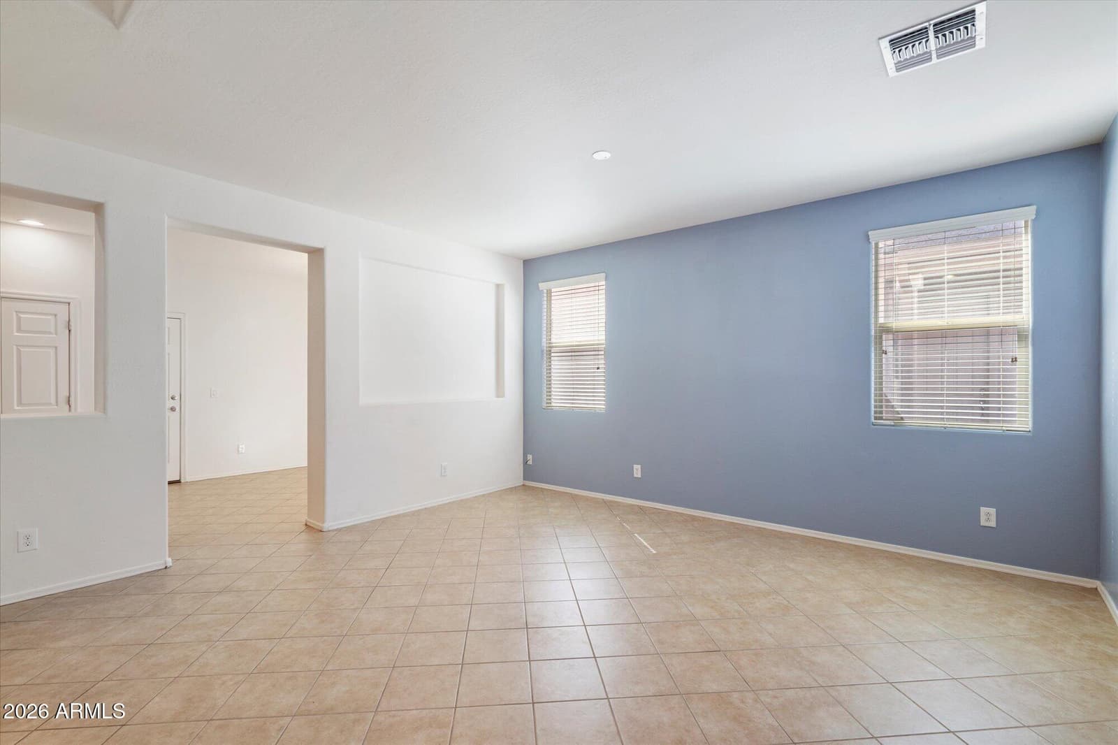 2680 N 73rd Gln Glen, Phoenix, AZ 85035 — photo 3 of 23