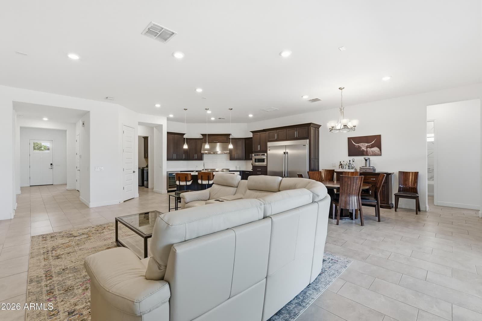 2522 E Pleasant Lane, Phoenix, AZ 85042 — photo 11 of 52