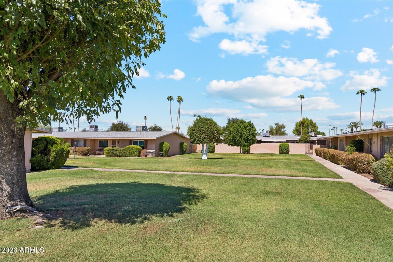 13413 N 111th Avenue, Sun City, AZ 85351 — photo 8 of 32