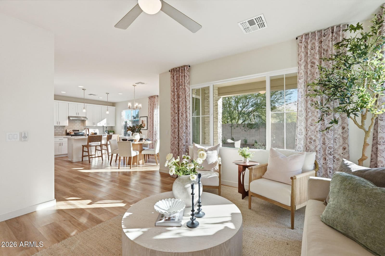 6528 N 15th Drive, Phoenix, AZ 85015 — photo 1 of 32