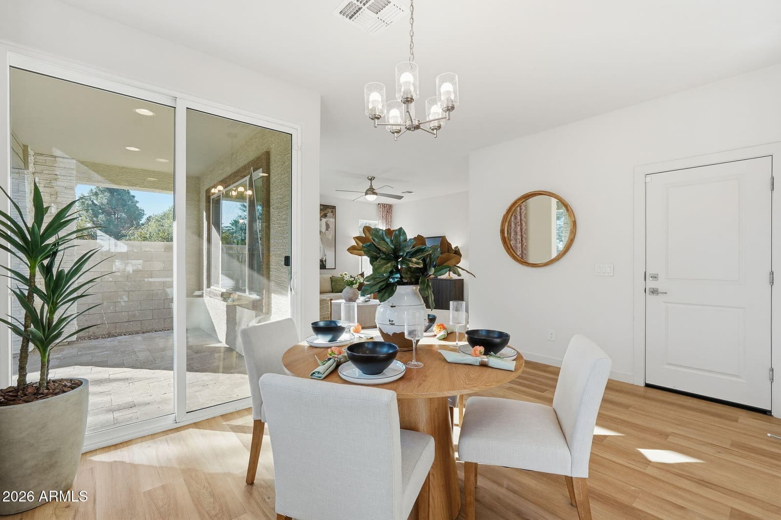 6528 N 15th Drive, Phoenix, AZ 85015 — photo 14 of 32