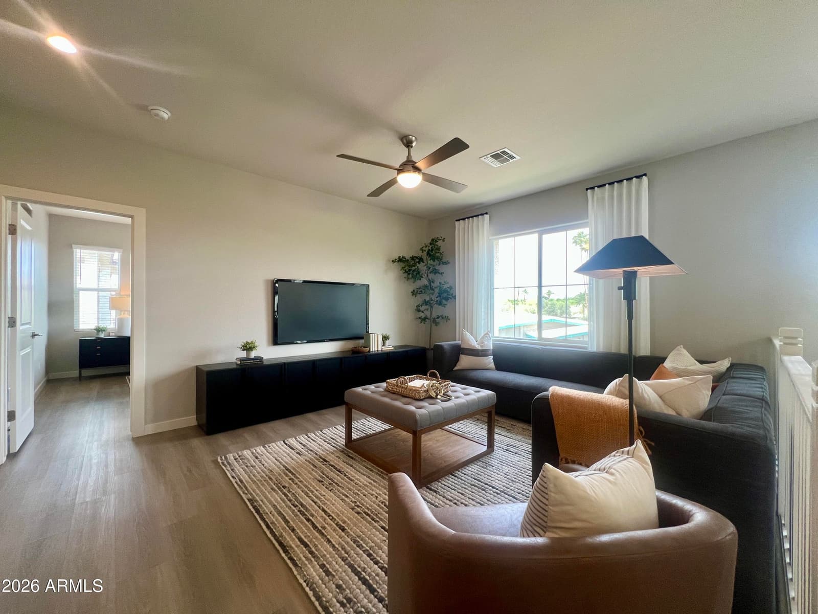 6529 N 15th Drive, Phoenix, AZ 85015 — photo 9 of 23