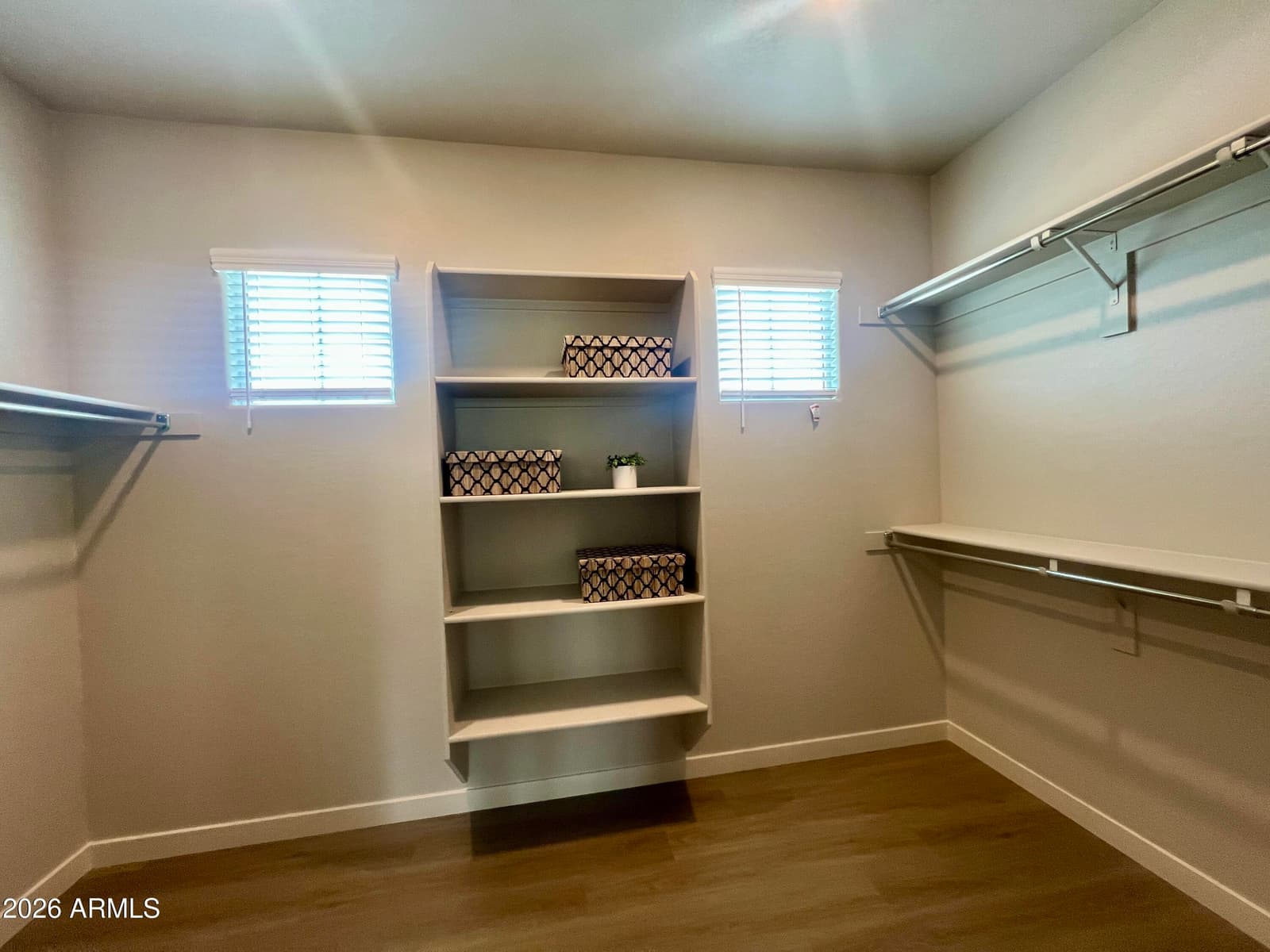 6529 N 15th Drive, Phoenix, AZ 85015 — photo 15 of 23
