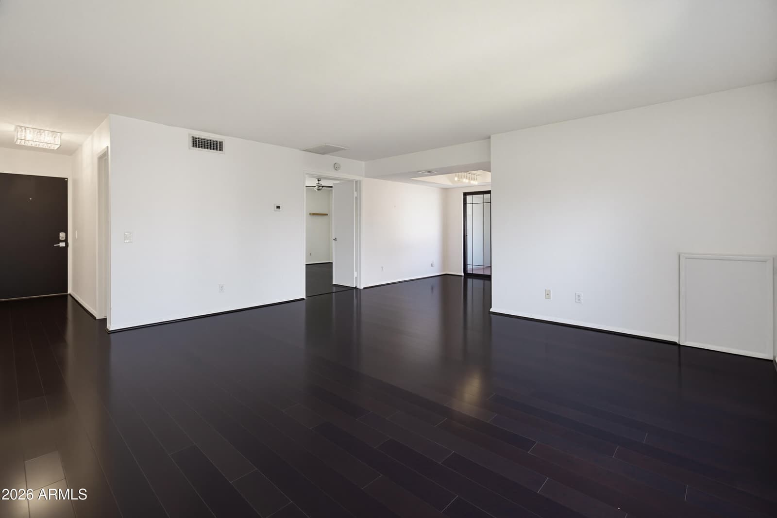 5215 N 24th Street 207, Phoenix, AZ 85016 — photo 5 of 32