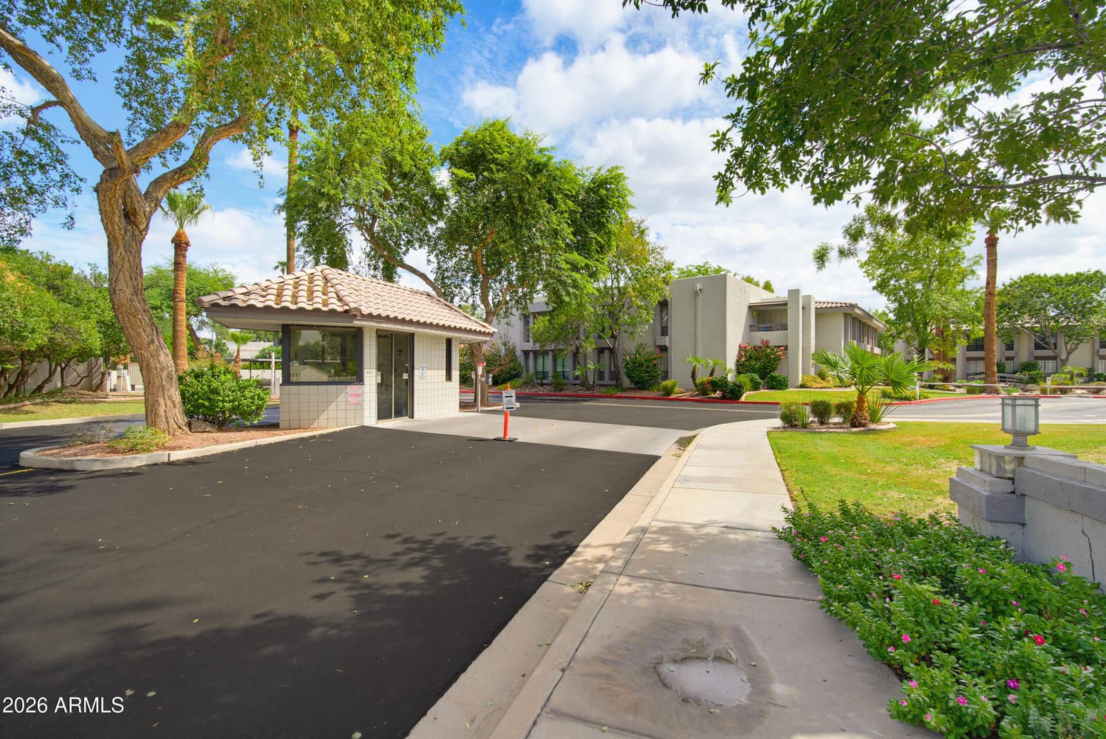 5215 N 24th Street 207, Phoenix, AZ 85016 — photo 31 of 32