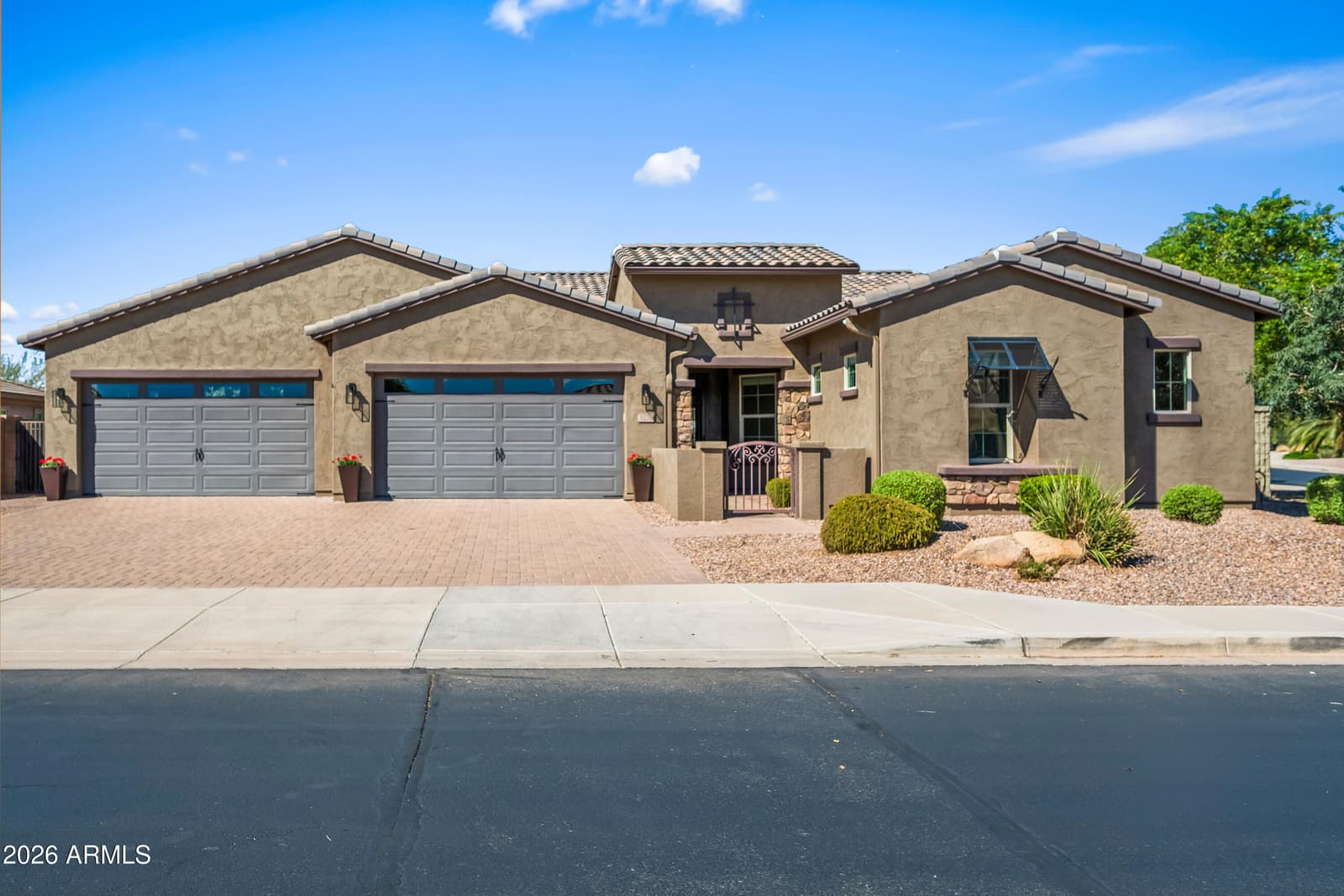 3270 E Azalea Drive, Chandler, AZ 85286 — photo 4 of 51