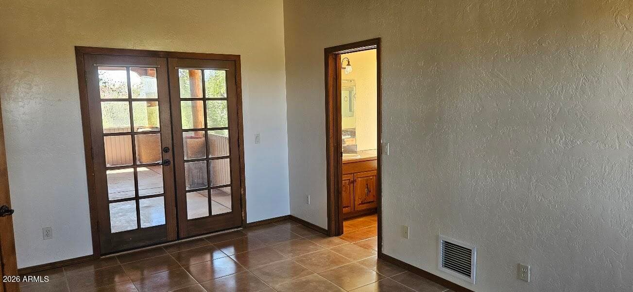6948 E Horsethief Draw Road, Sierra Vista, AZ 85635 — photo 17 of 43